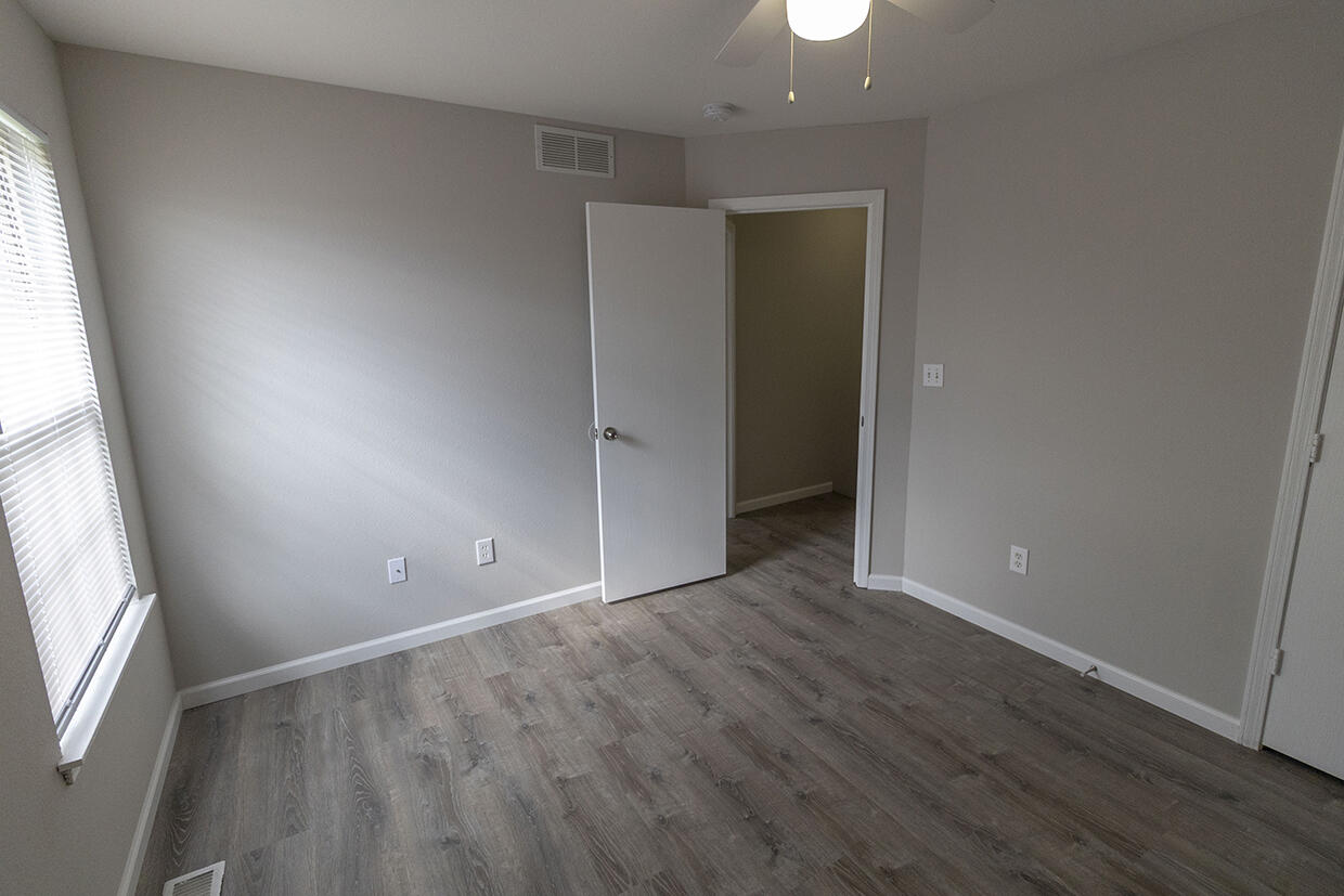 5307 Currituck Ln Property Photo 23