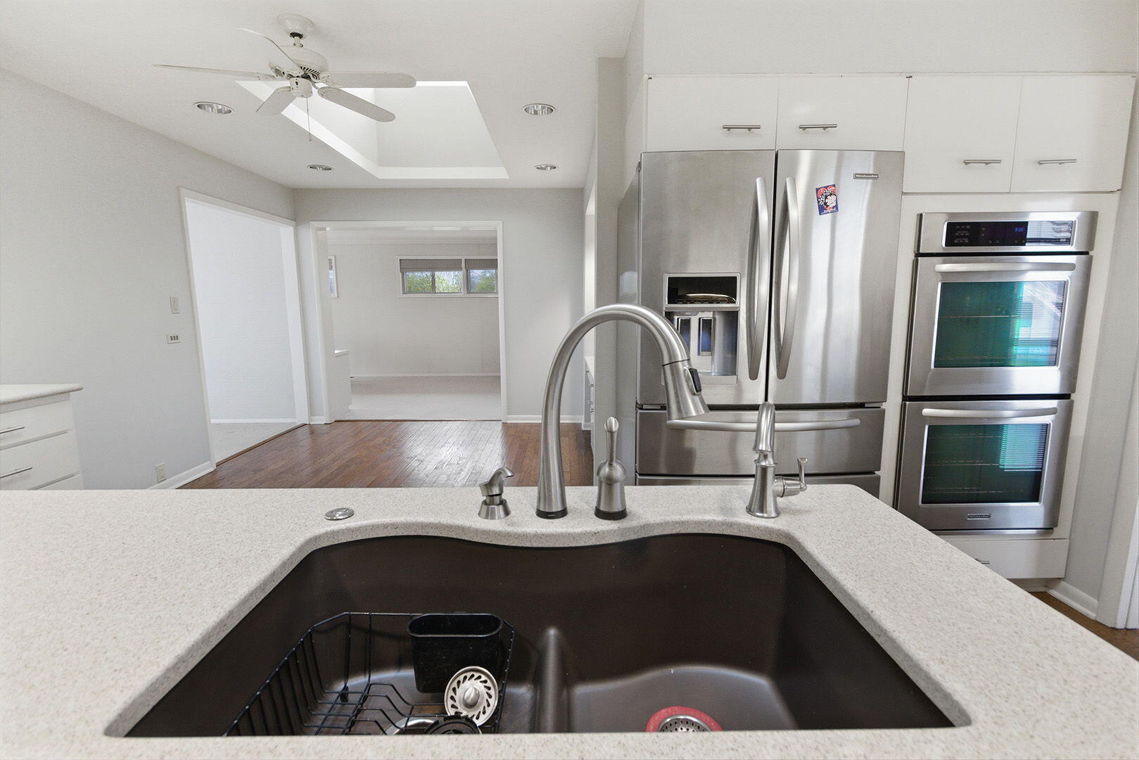 8 Melody Ln Property Photo 21