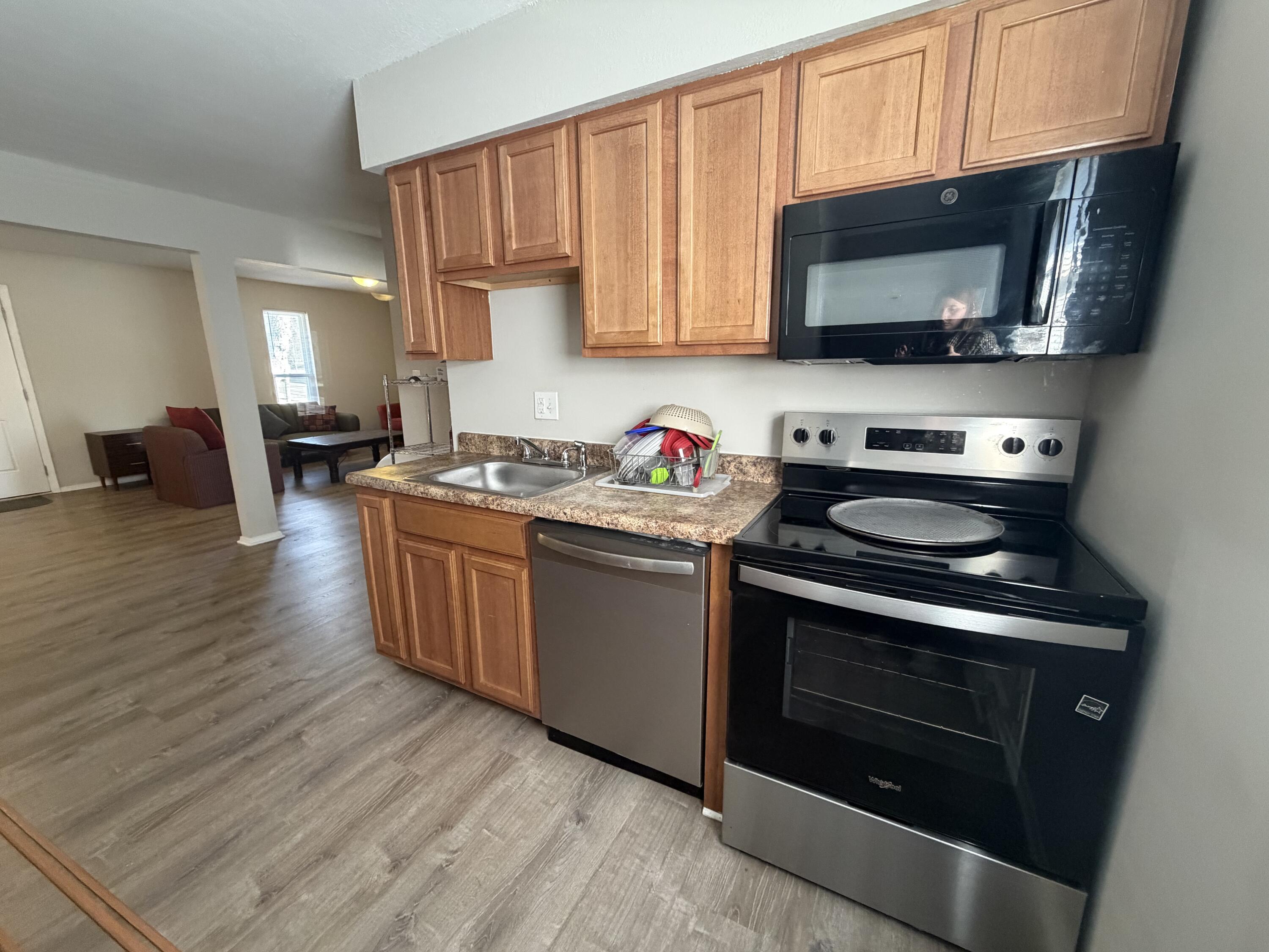 203 Wheaton Ct Property Photo 7