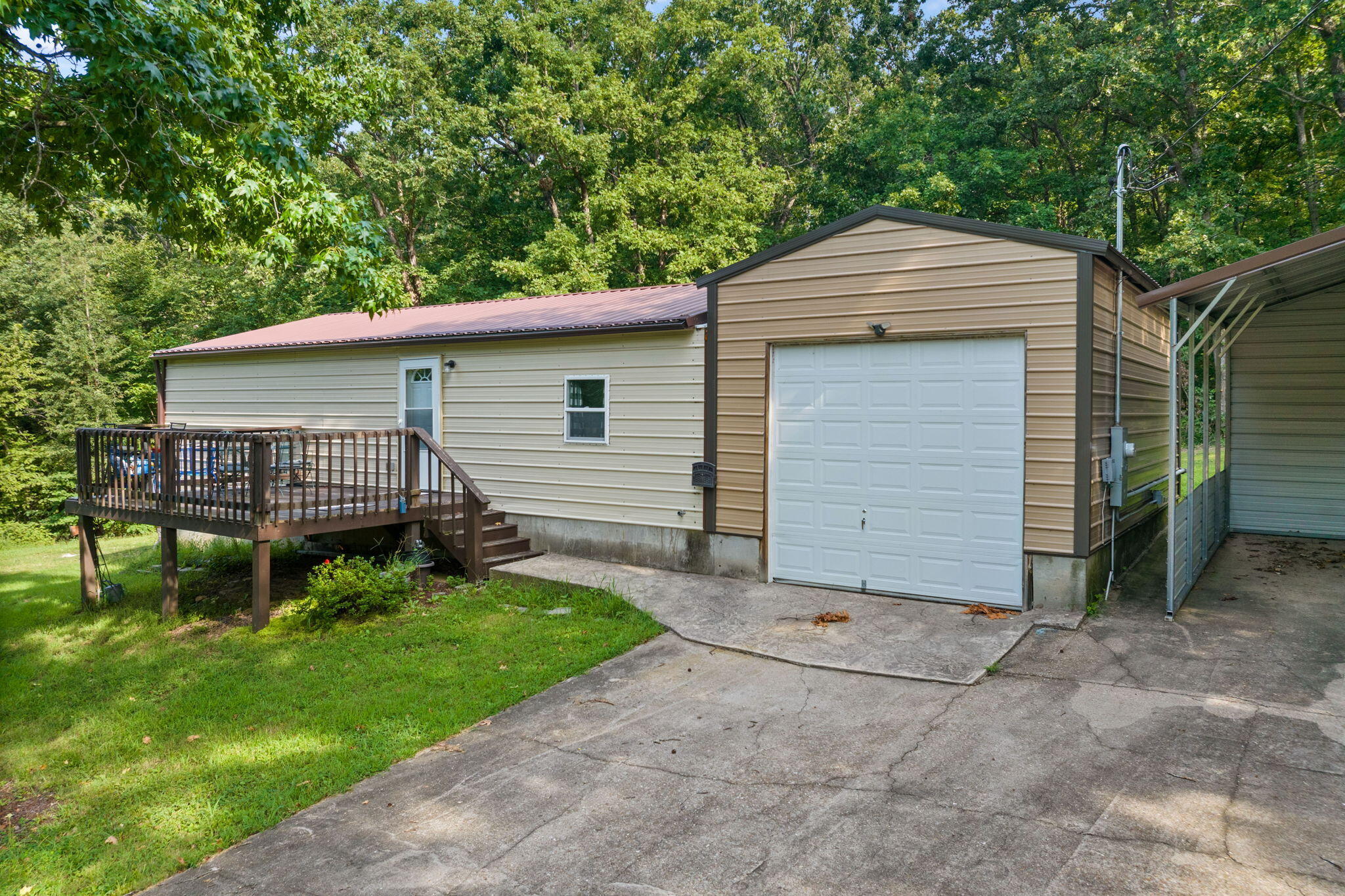 11 JADE RD