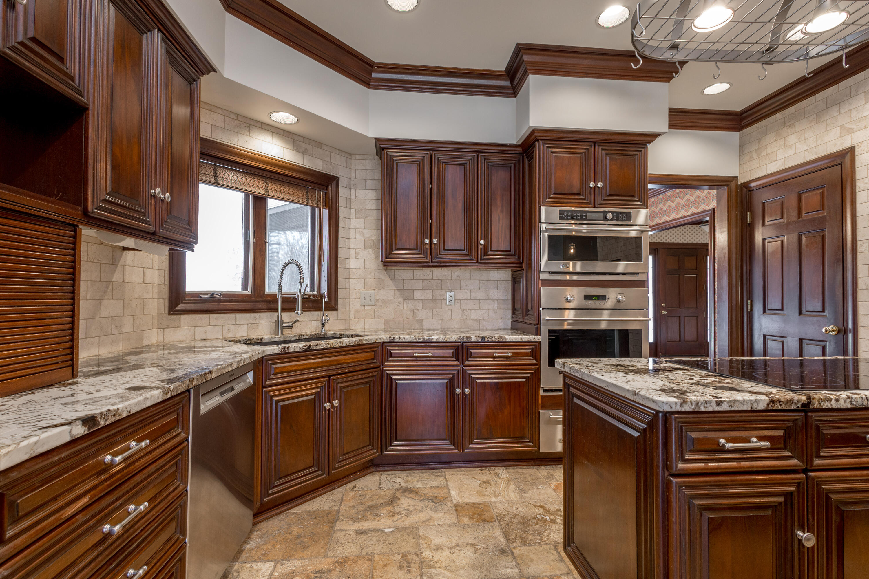 841 S Route Uu Property Photo 10