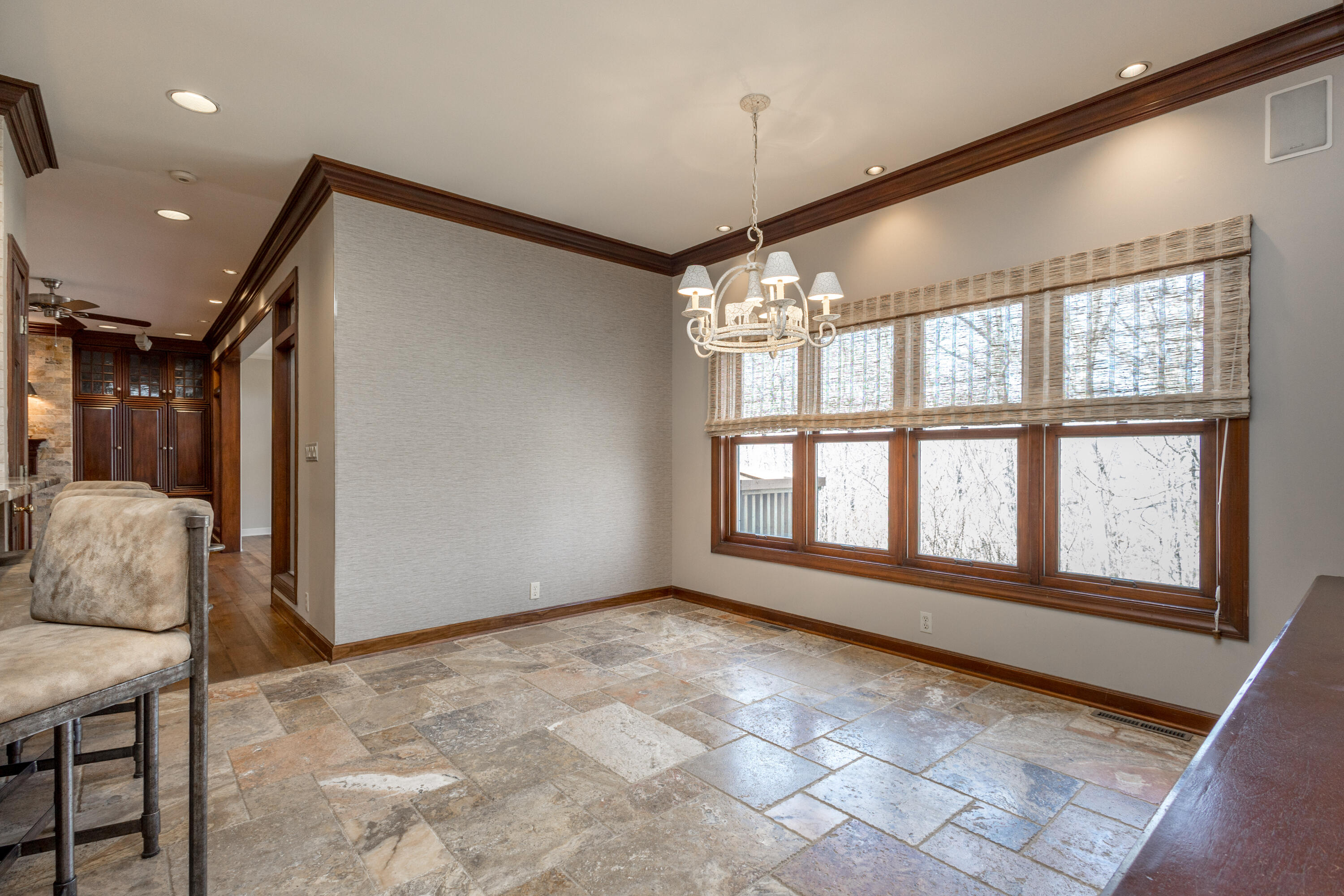 841 S Route Uu Property Photo 12