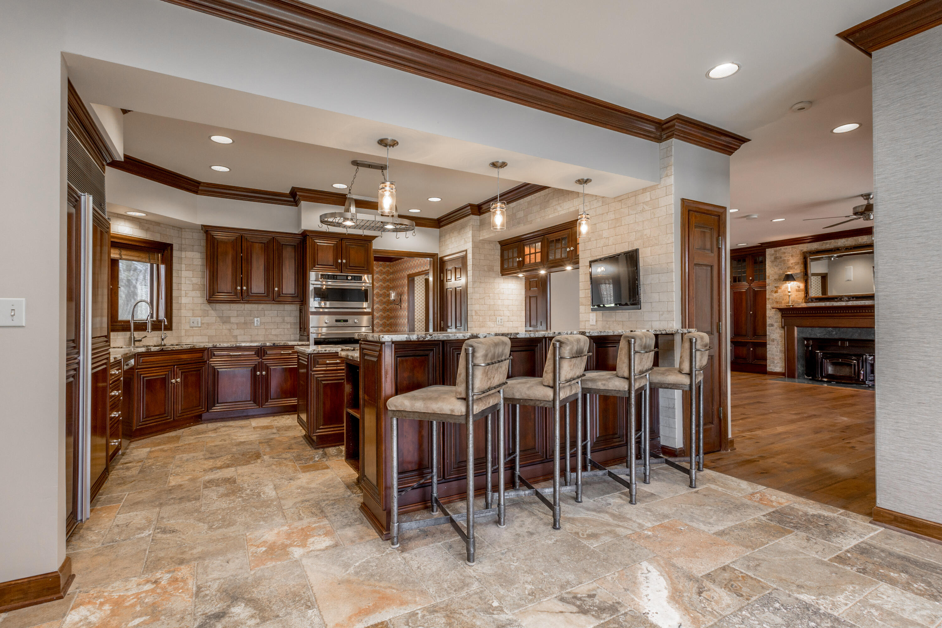 841 S Route Uu Property Photo 15