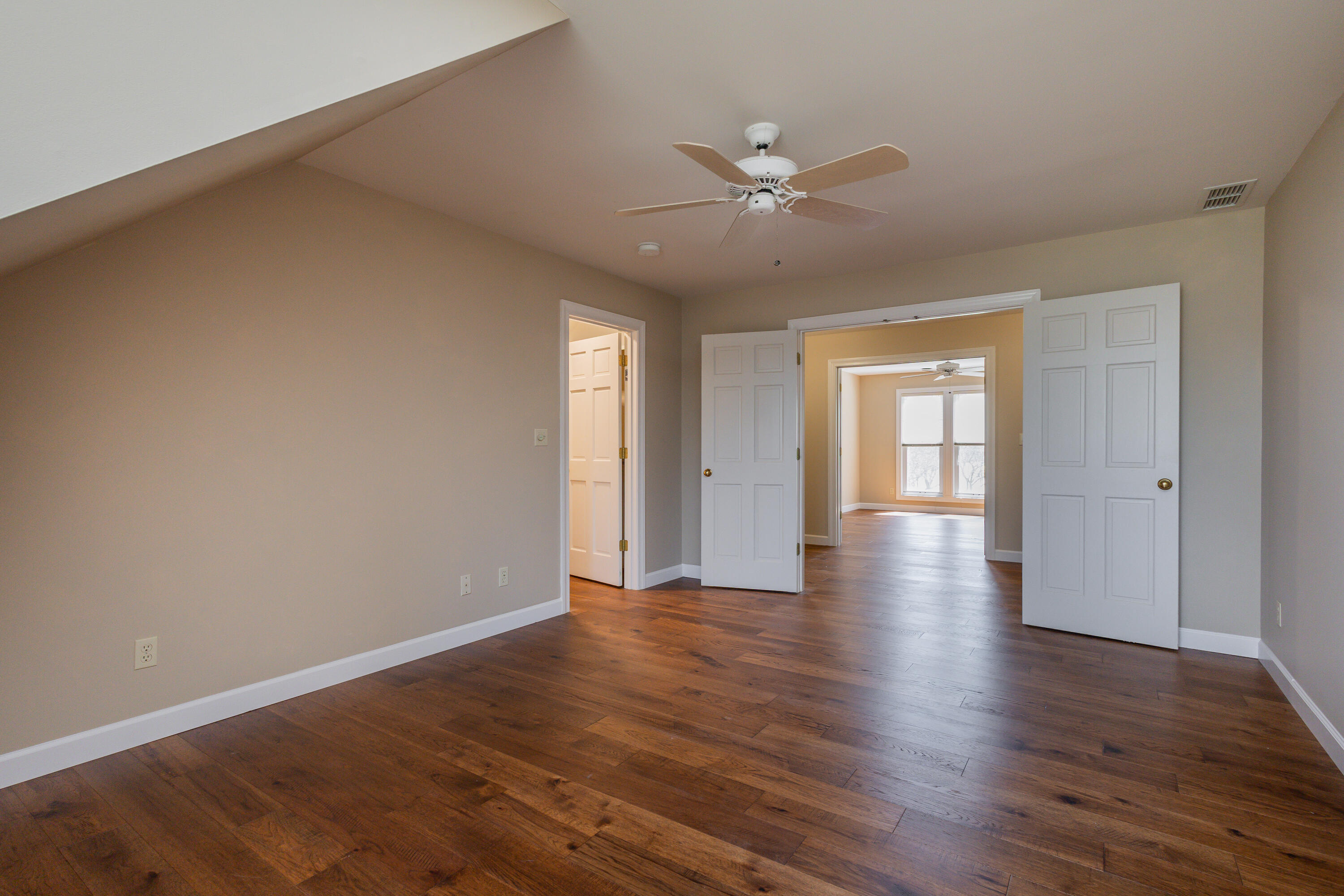 841 S Route Uu Property Photo 56