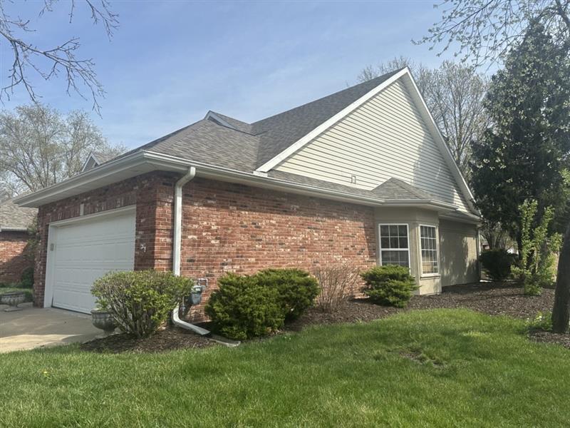 210 Blue Sky Ct Property Photo 2