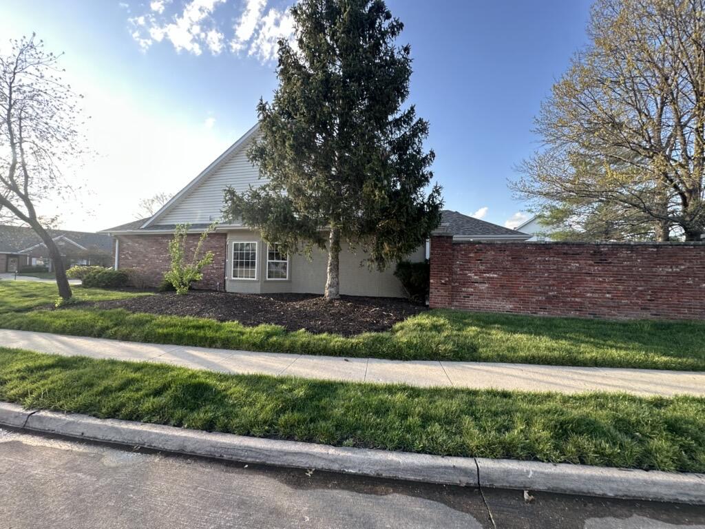 210 Blue Sky Ct Property Photo 5