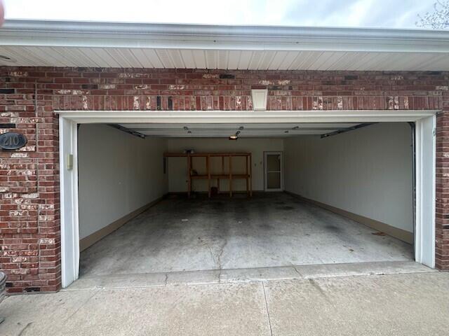 210 Blue Sky Ct Property Photo 6