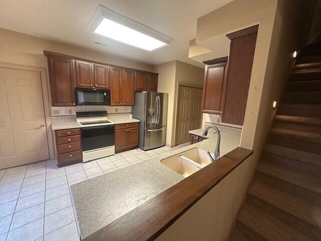 210 Blue Sky Ct Property Photo 28