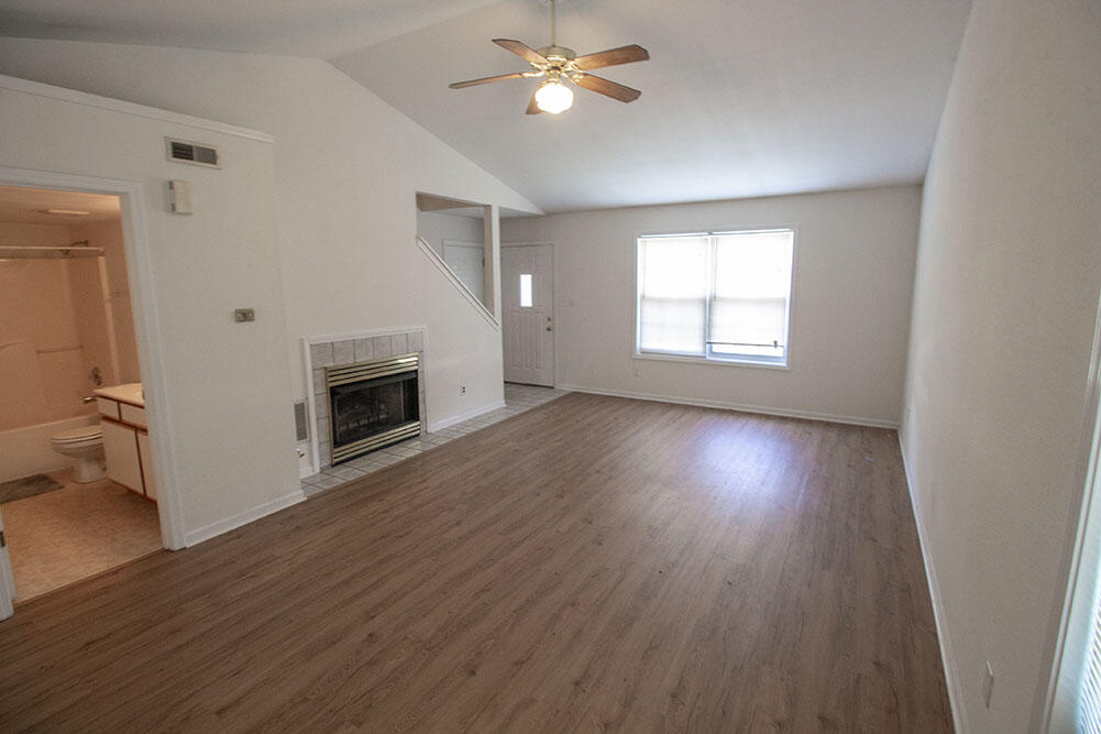 5200 Tessa Way Property Photo 4