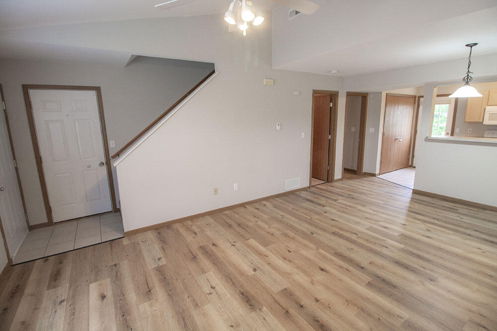 1516 Citadel Dr Property Photo 3