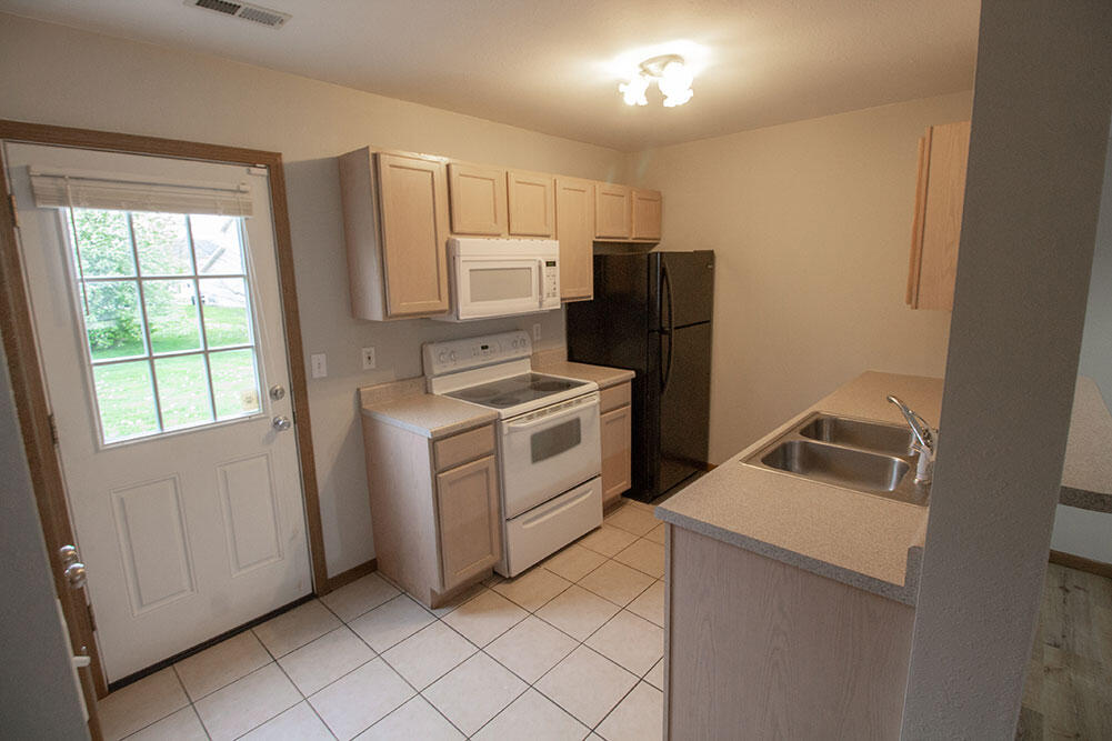 1516 Citadel Dr Property Photo 6