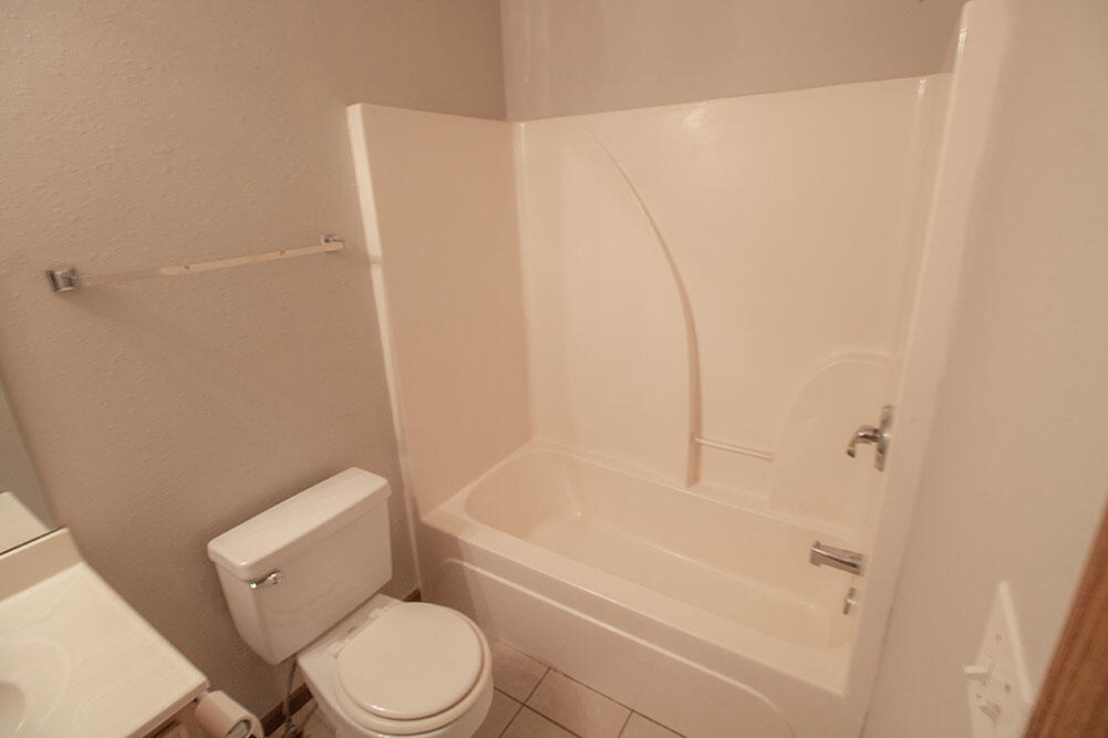 1516 Citadel Dr Property Photo 21