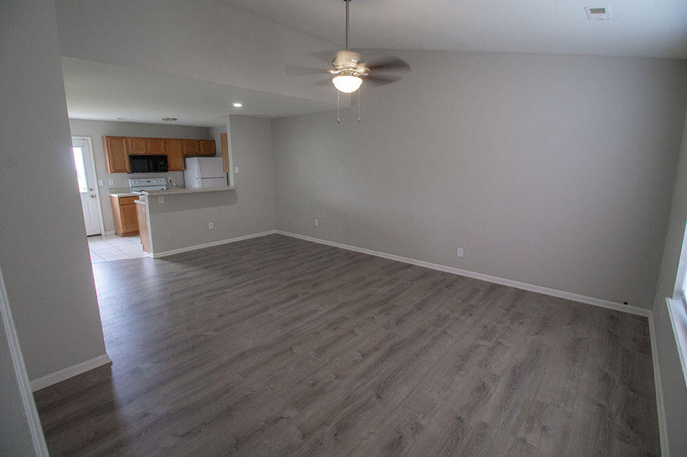 1602 High Quest Cir Property Photo 3
