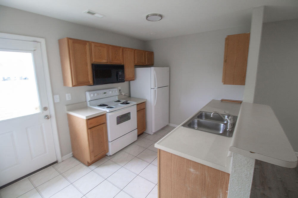 1602 High Quest Cir Property Photo 6