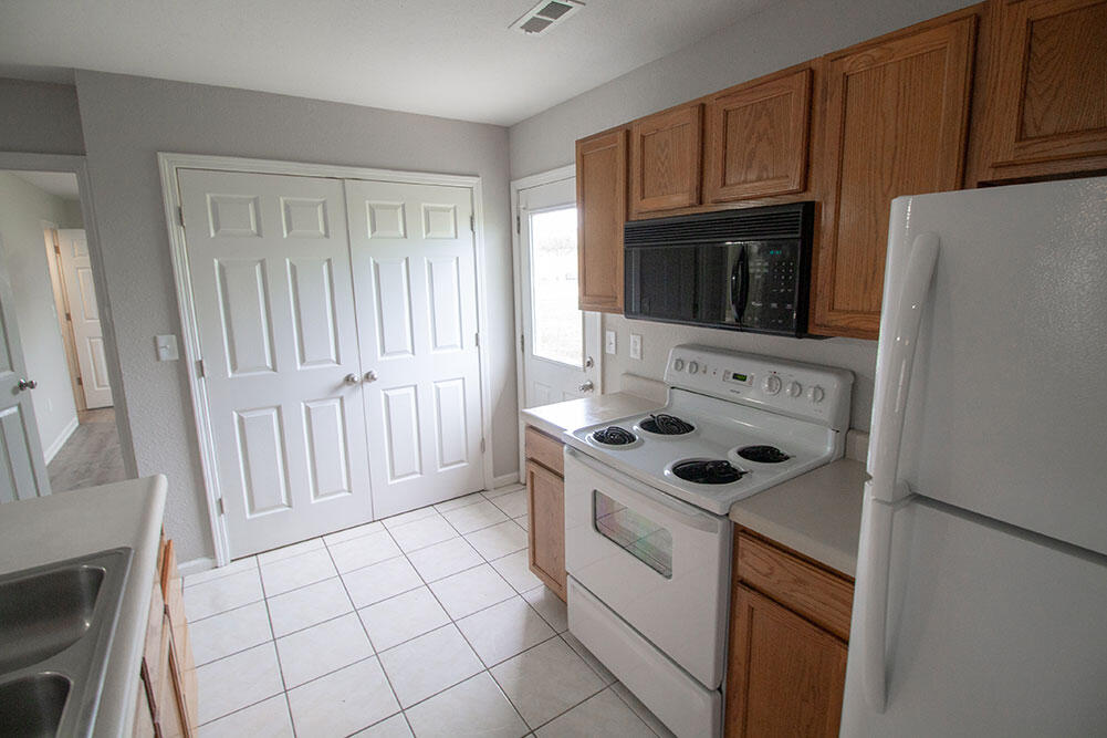 1602 High Quest Cir Property Photo 7