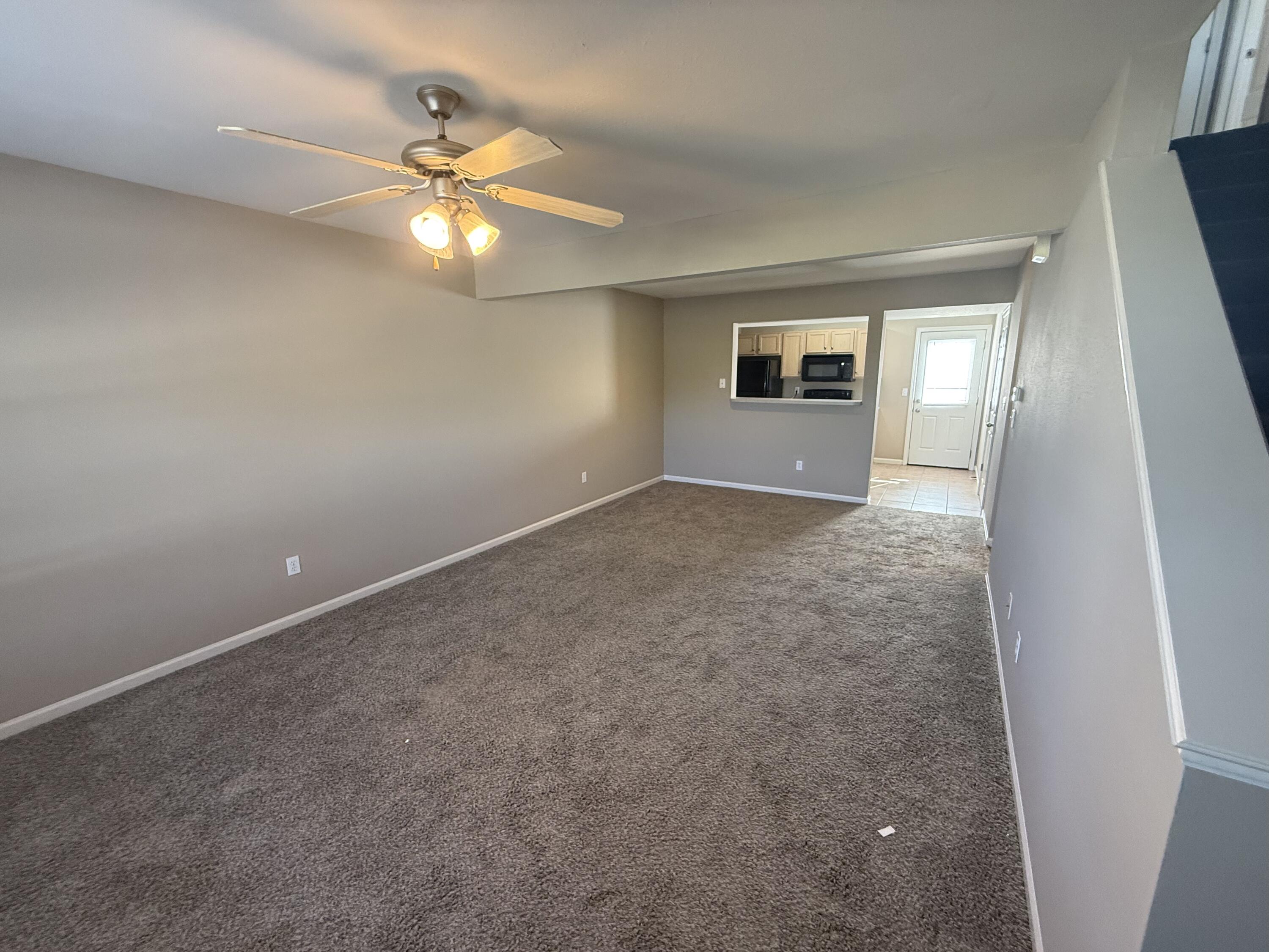 214 Arctic Wolf Ct Property Photo 2
