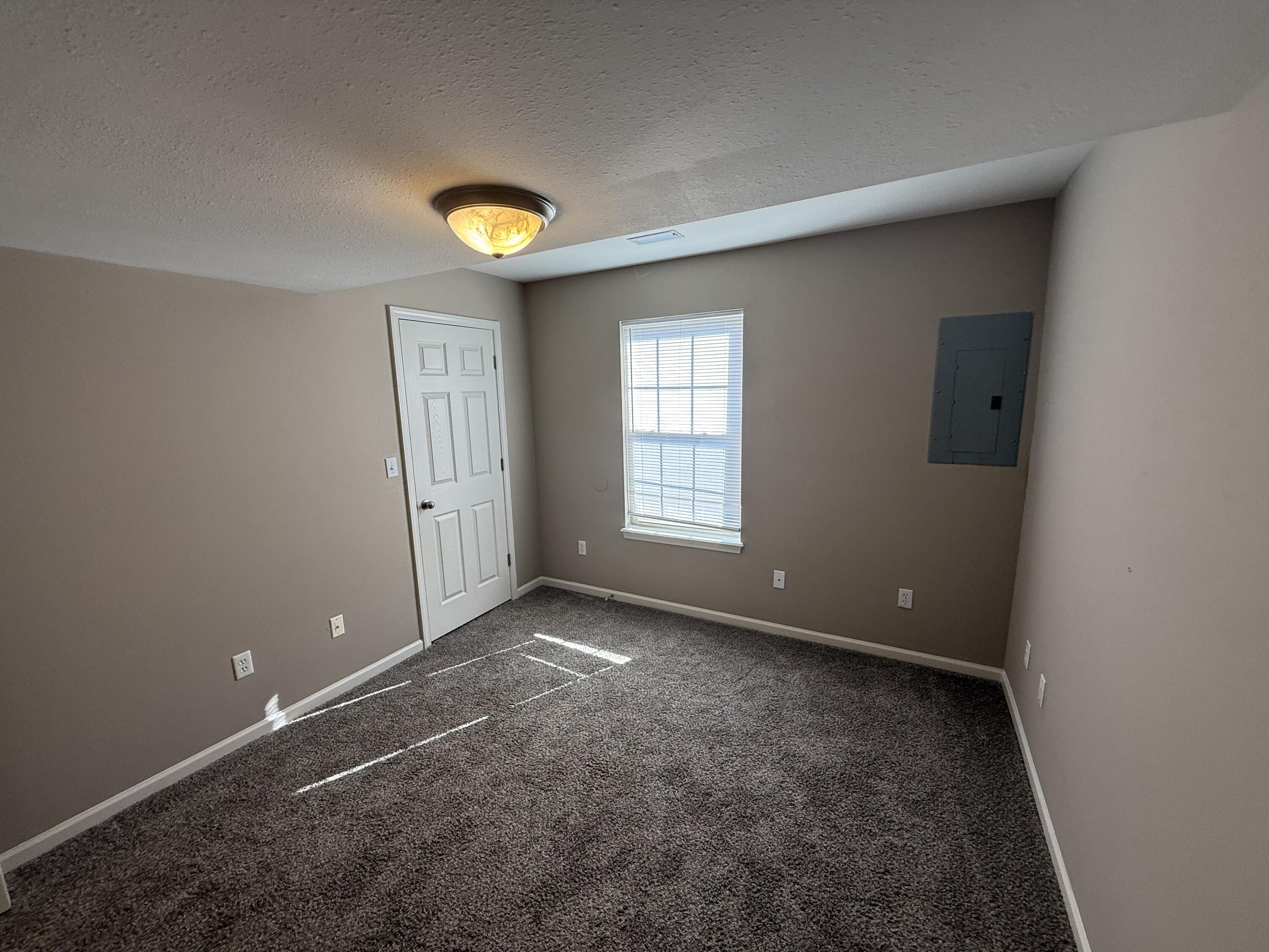 214 Arctic Wolf Ct Property Photo 8