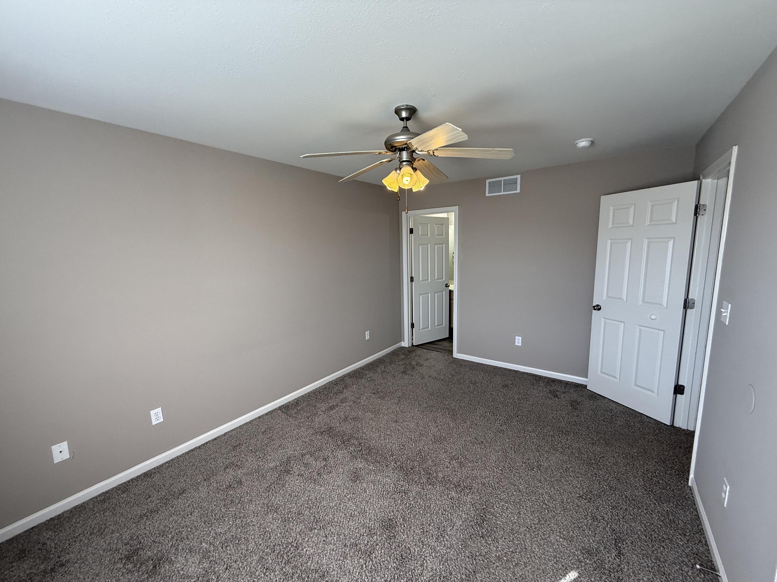 214 Arctic Wolf Ct Property Photo 16