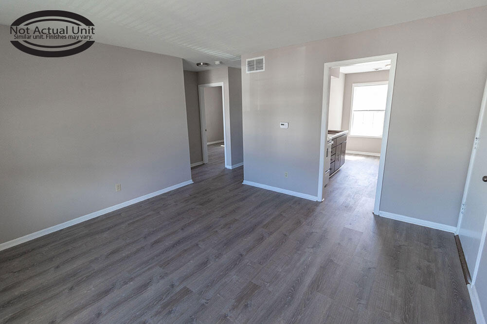 2932 Leeway Dr D Property Photo 8