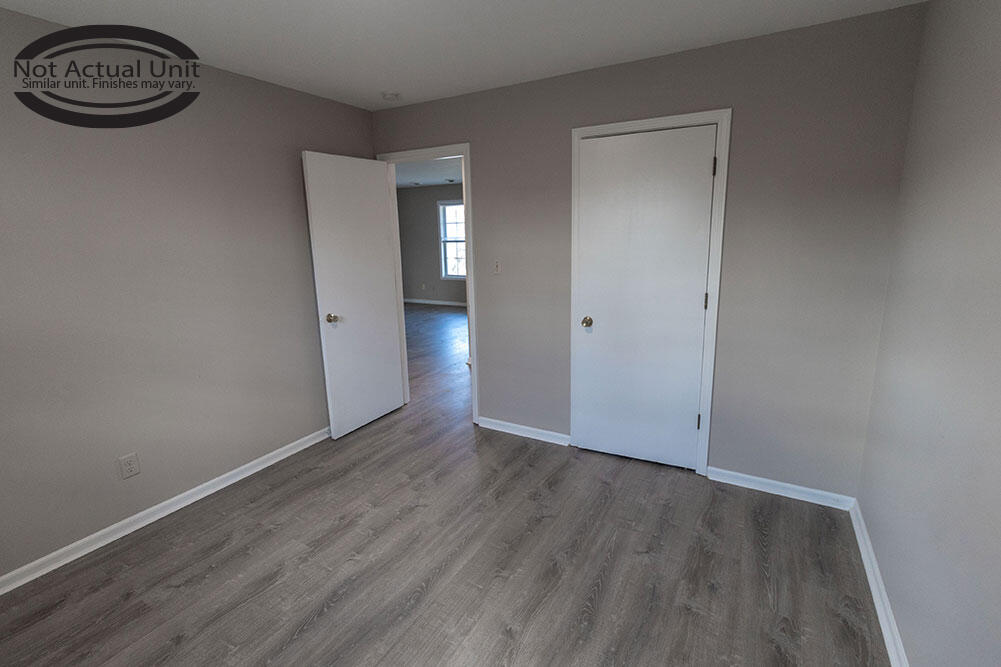 2932 Leeway Dr D Property Photo 19