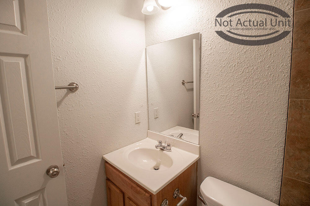 1013 W Ash St Property Photo 15
