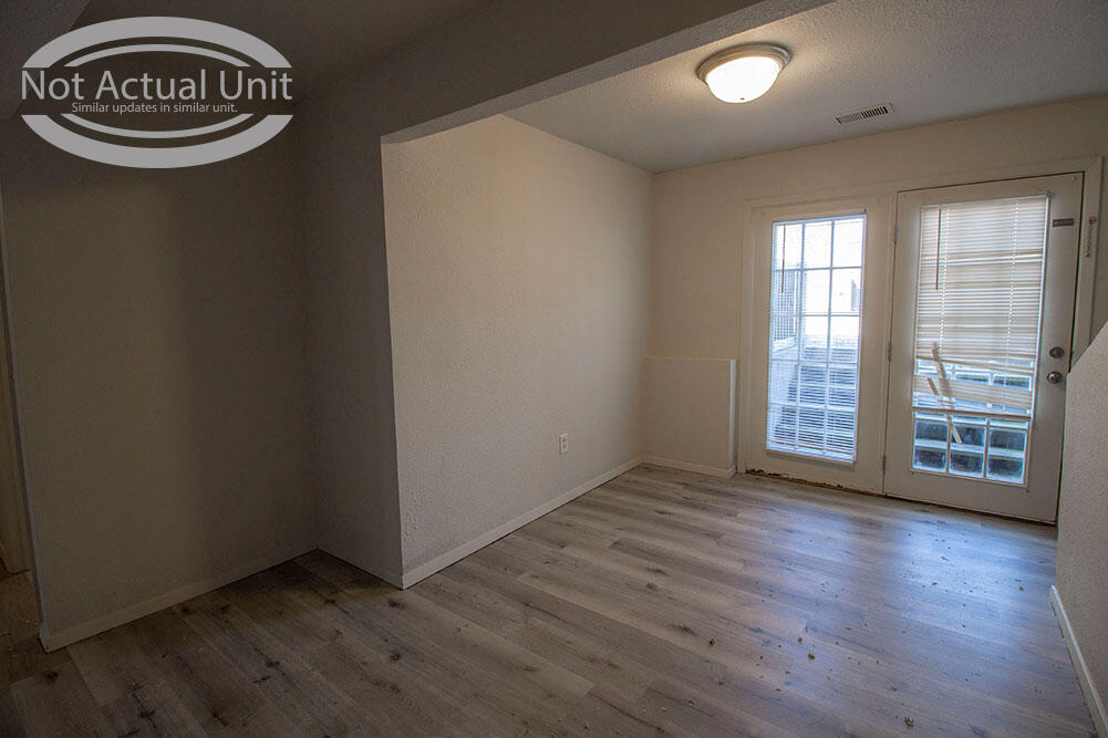 1013 W Ash St Property Photo 22
