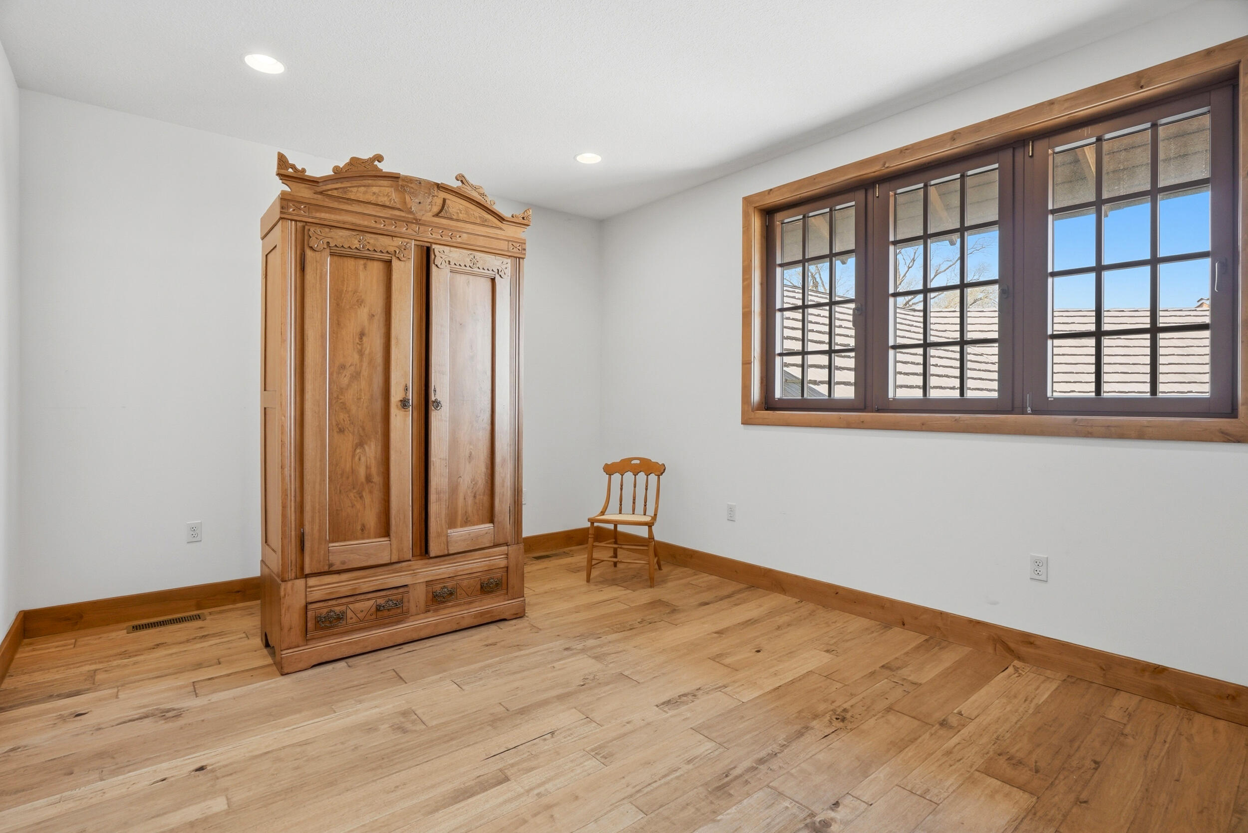 6768 E New Haven Rd Property Photo 88