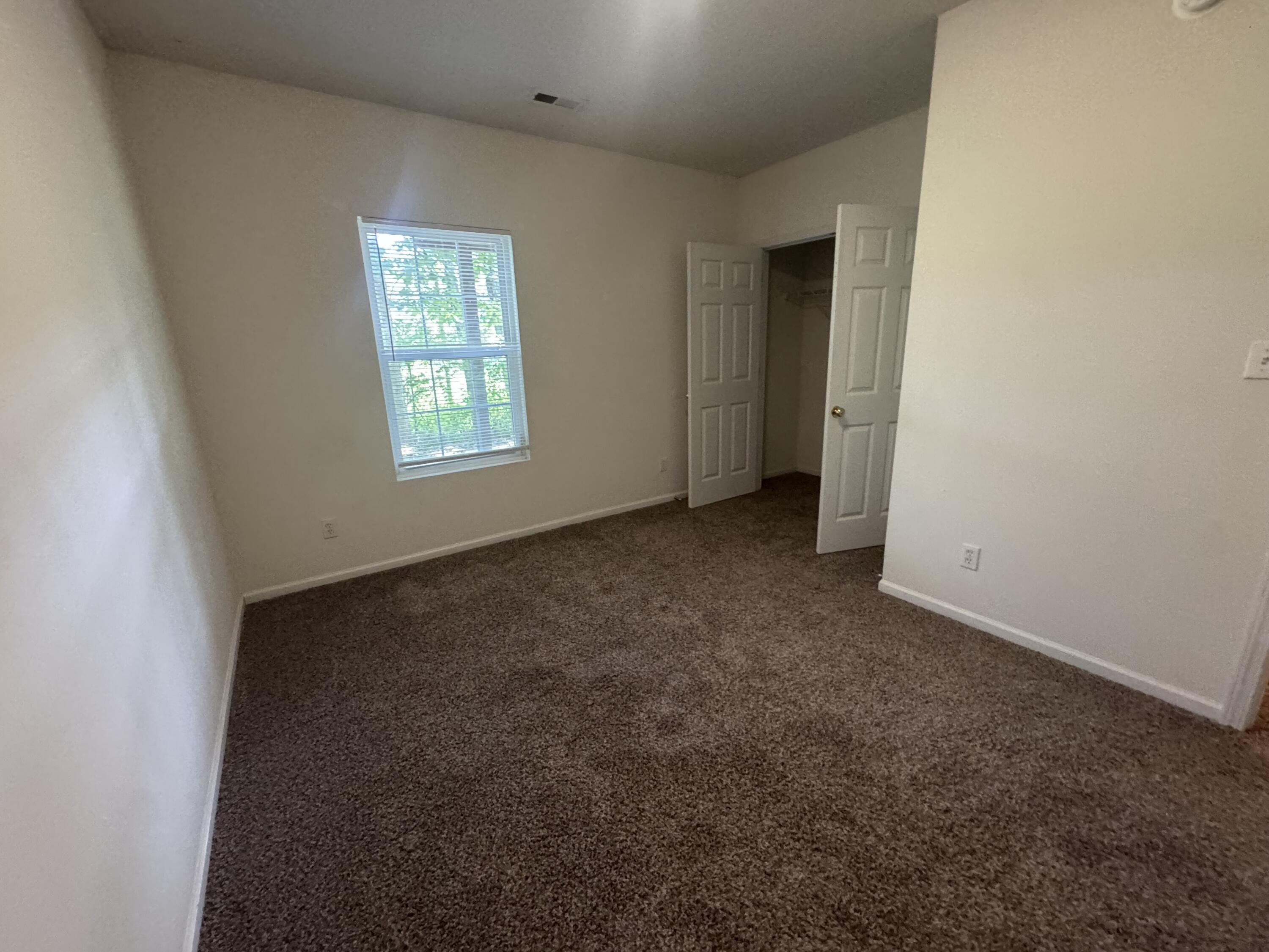 3410 E Saint Charles Rd Property Photo 3