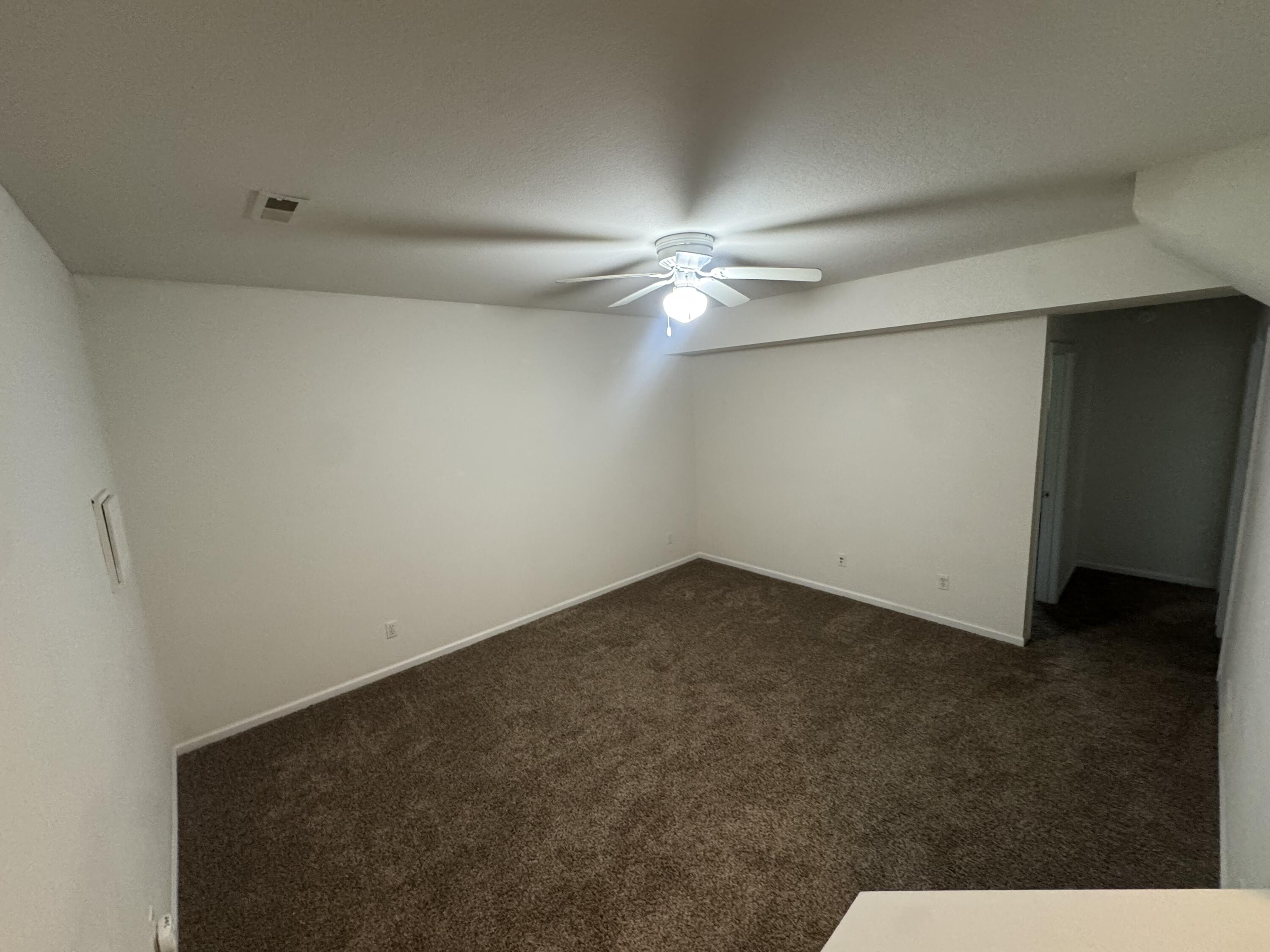 3410 E Saint Charles Rd Property Photo 12
