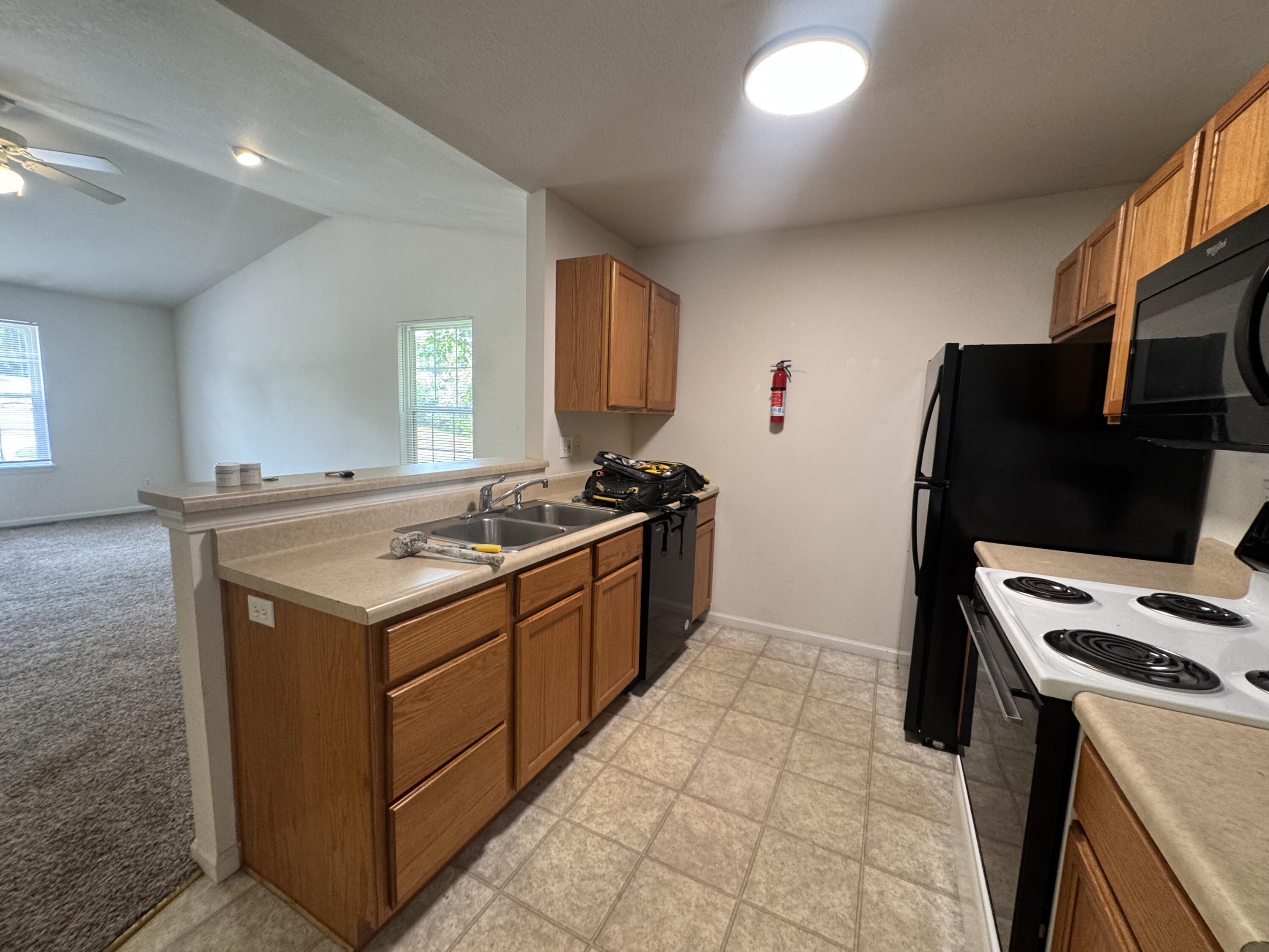 3410 E Saint Charles Rd Property Photo 16