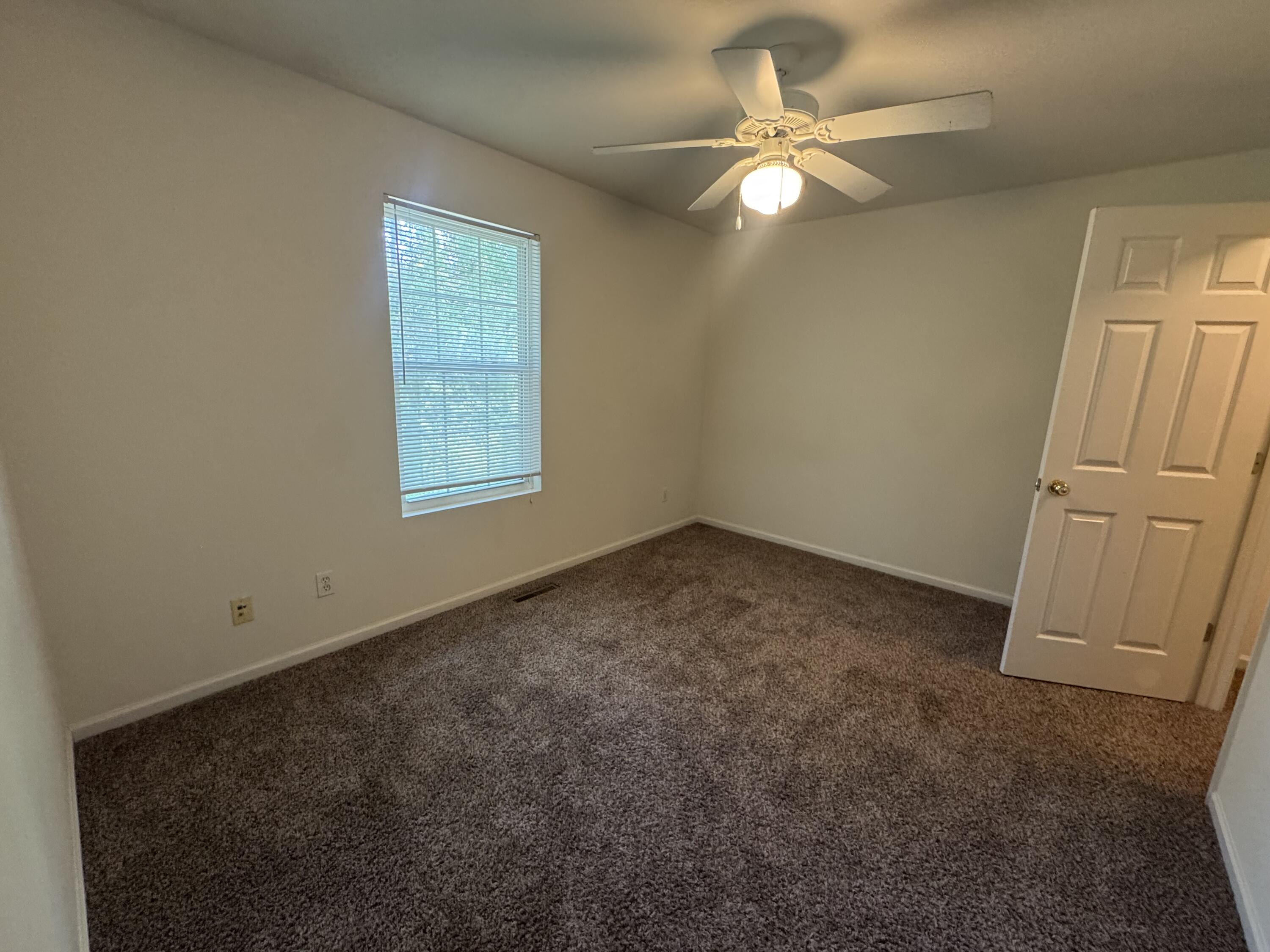 3410 E Saint Charles Rd Property Photo 20