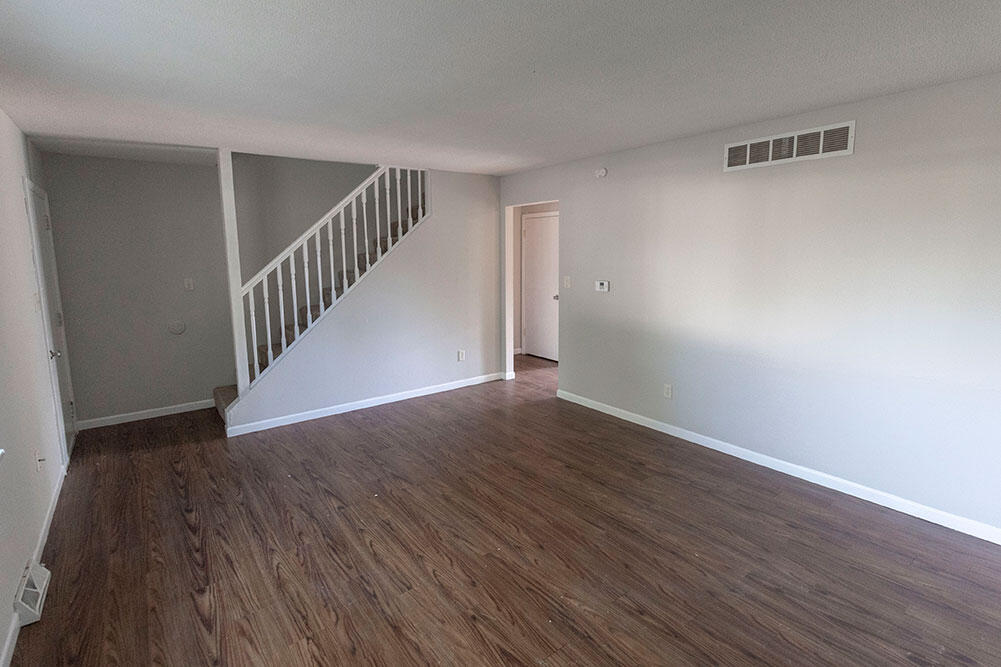 1305 N Golf Blvd B Property Photo 4