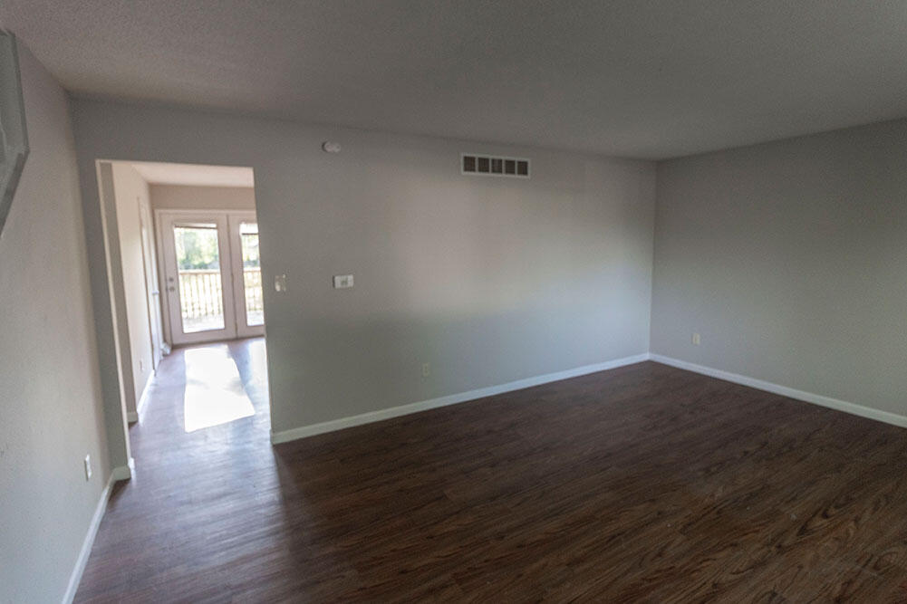 1305 N Golf Blvd B Property Photo 5