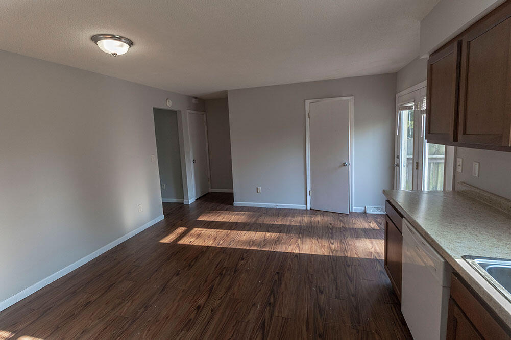 1305 N Golf Blvd B Property Photo 8