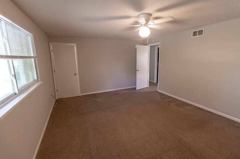 1305 N Golf Blvd B Property Photo 13