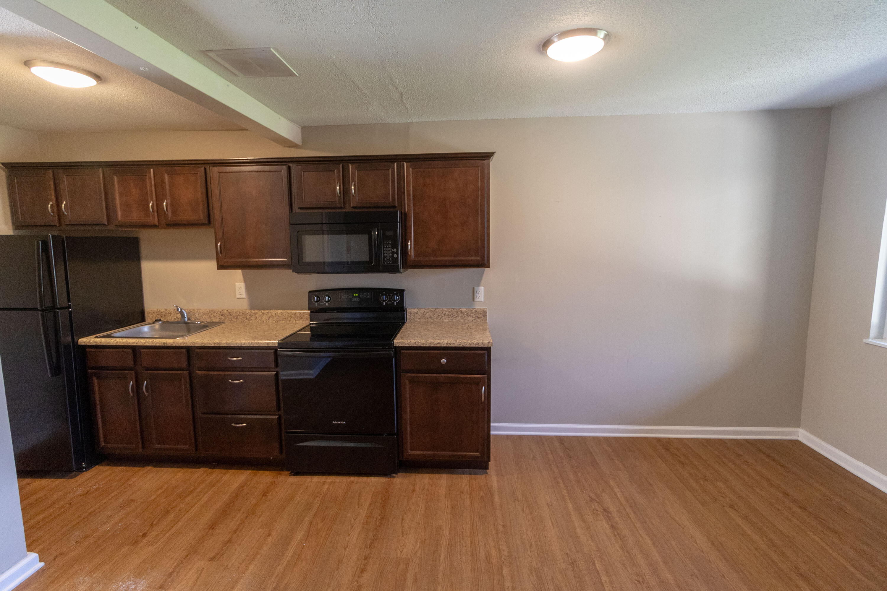 105 N Garth Ave 5 Property Photo 4