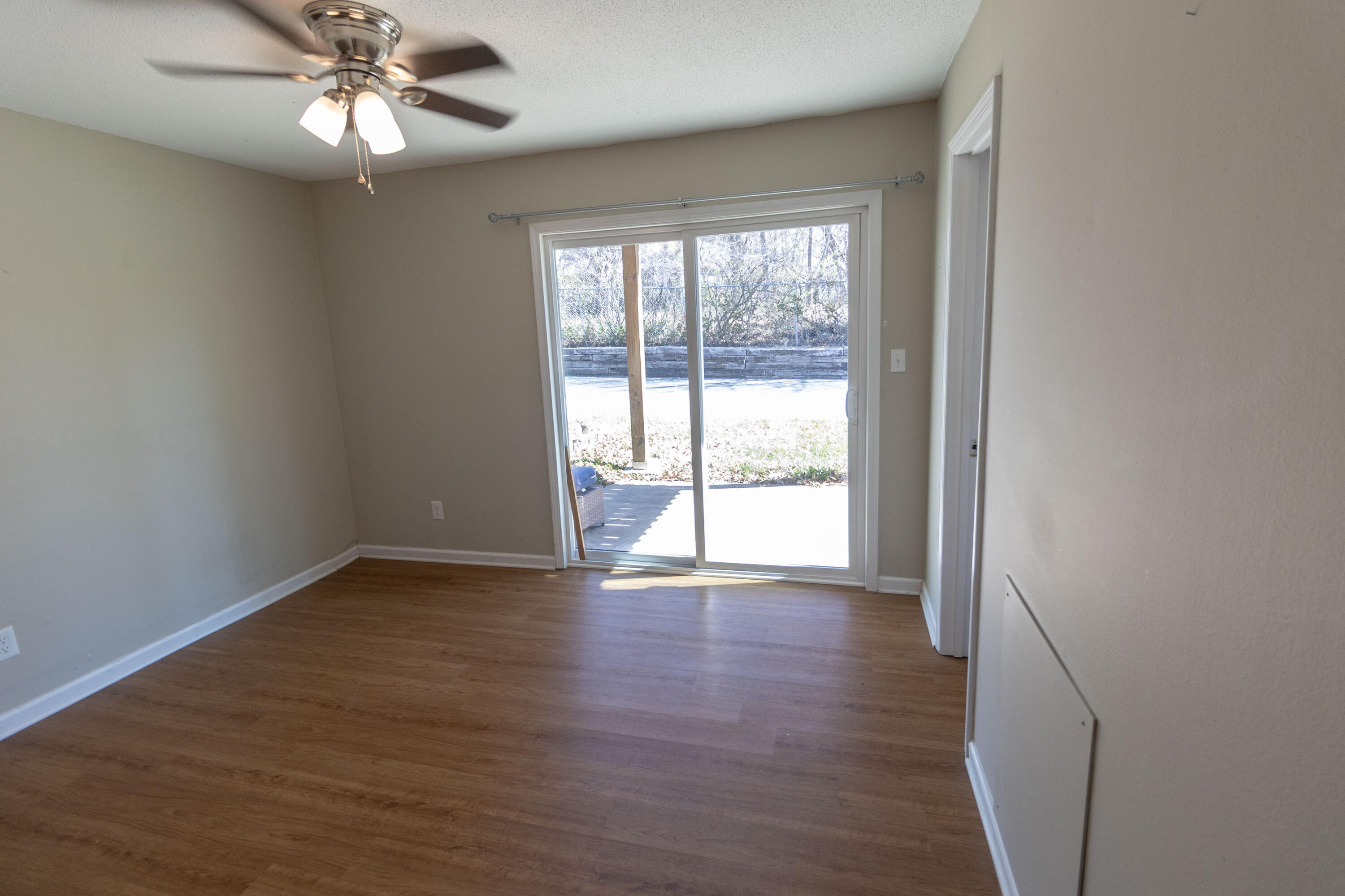 105 N Garth Ave 5 Property Photo 6