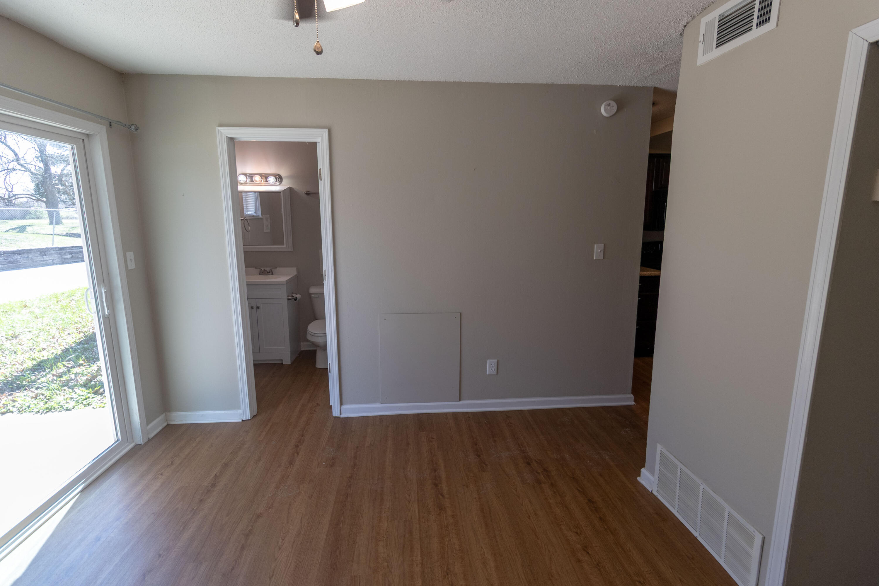 105 N Garth Ave 5 Property Photo 7