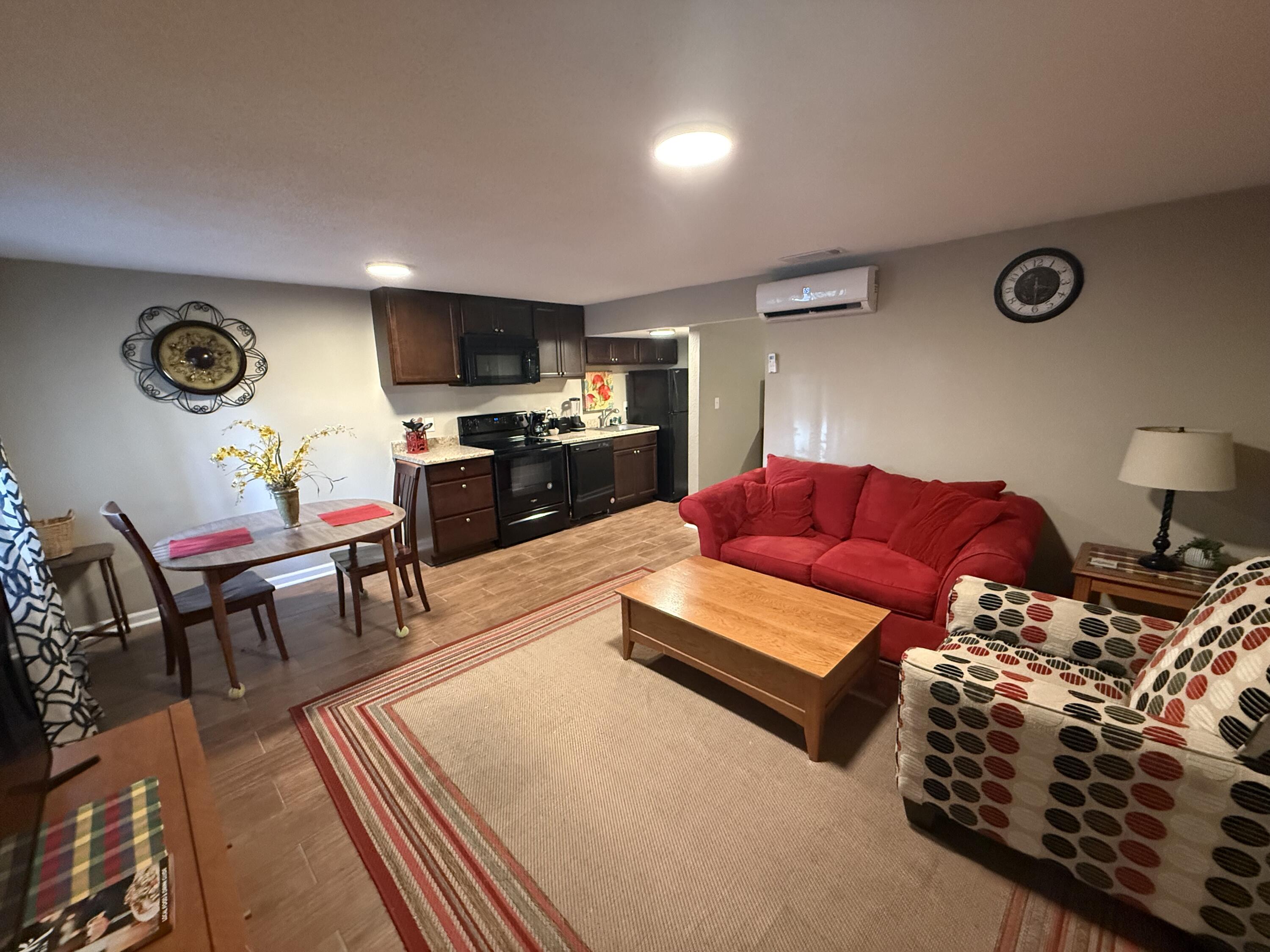 105 N Garth Ave 56 Property Photo 3