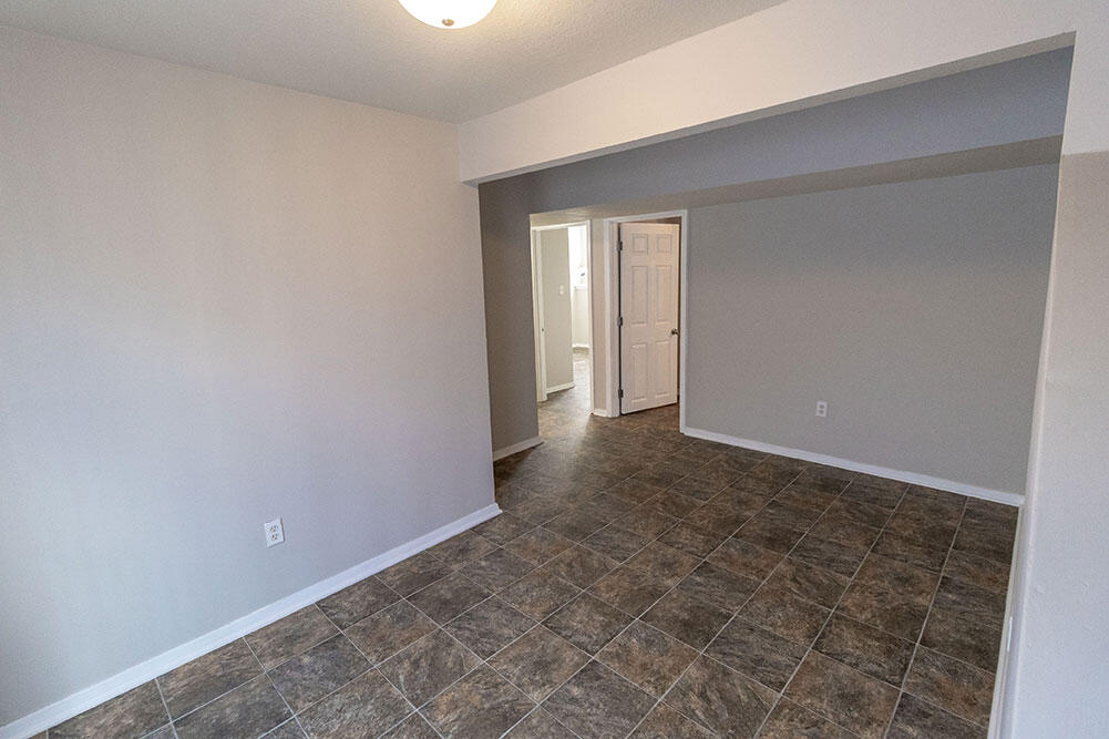 1011 W Ash St Property Photo 19