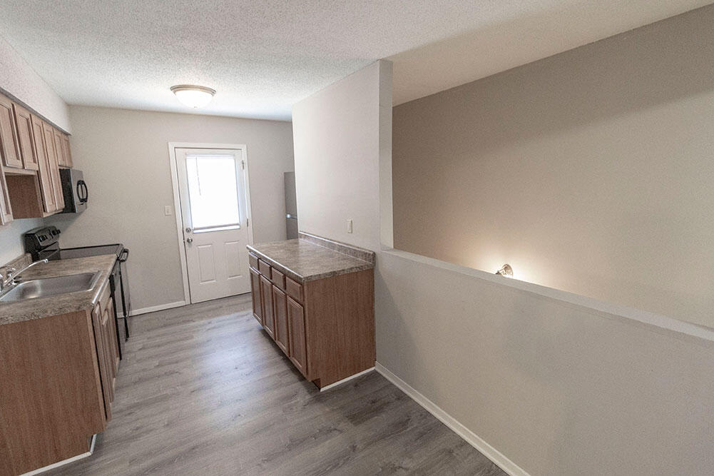 215 Wheaton Ct Property Photo 7