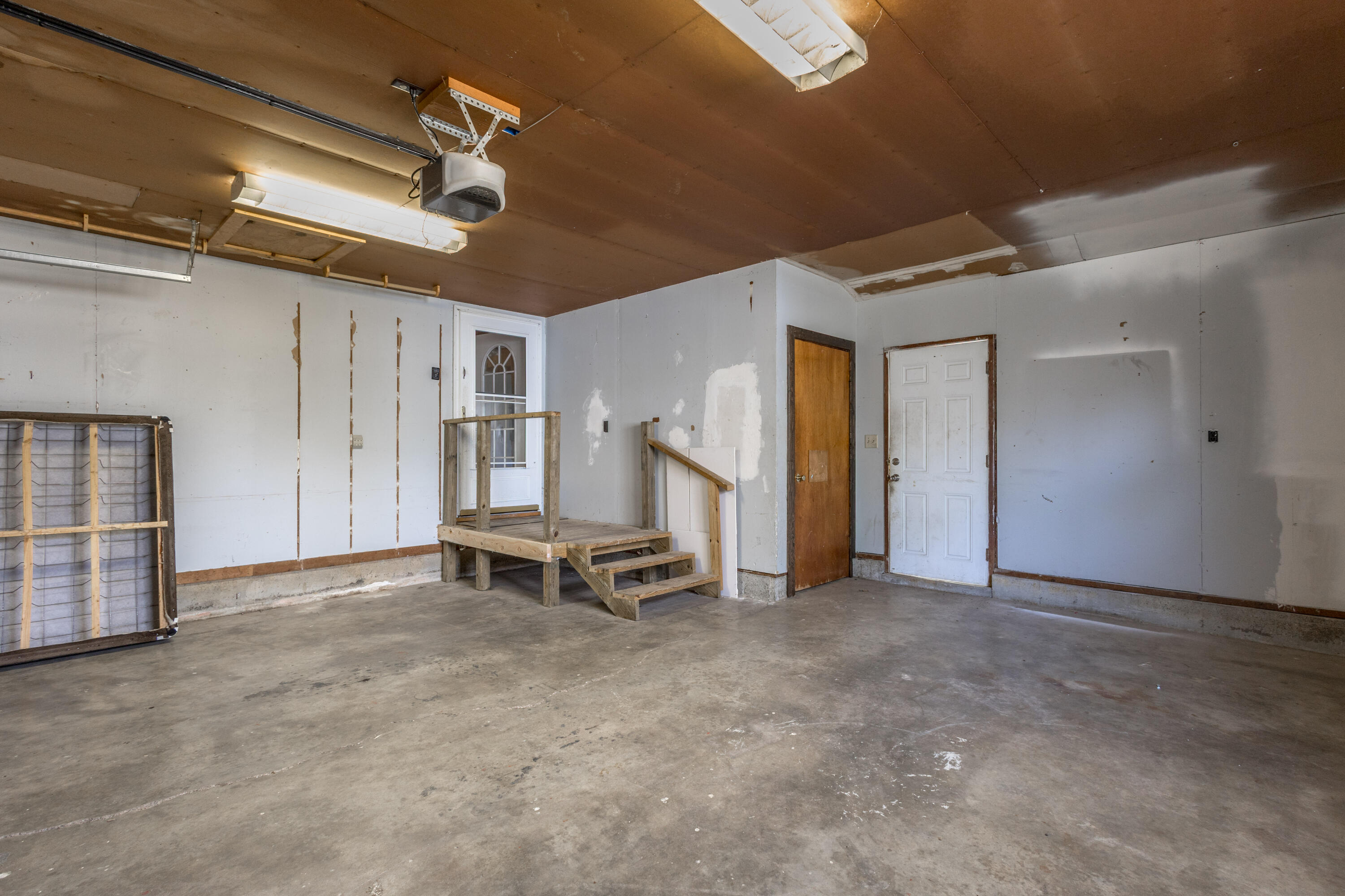 603 Spring Valley Dr Property Photo 21