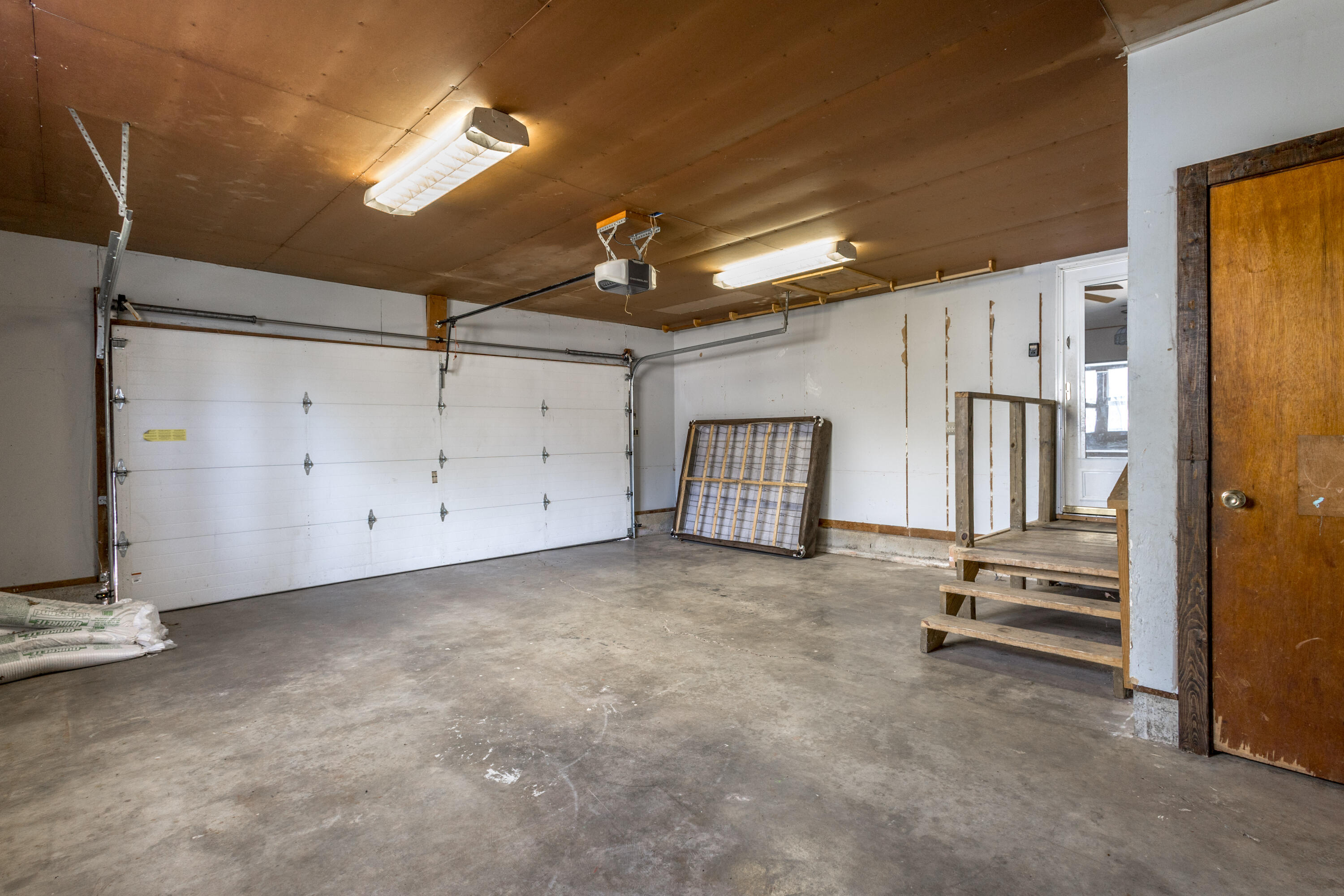 603 Spring Valley Dr Property Photo 22