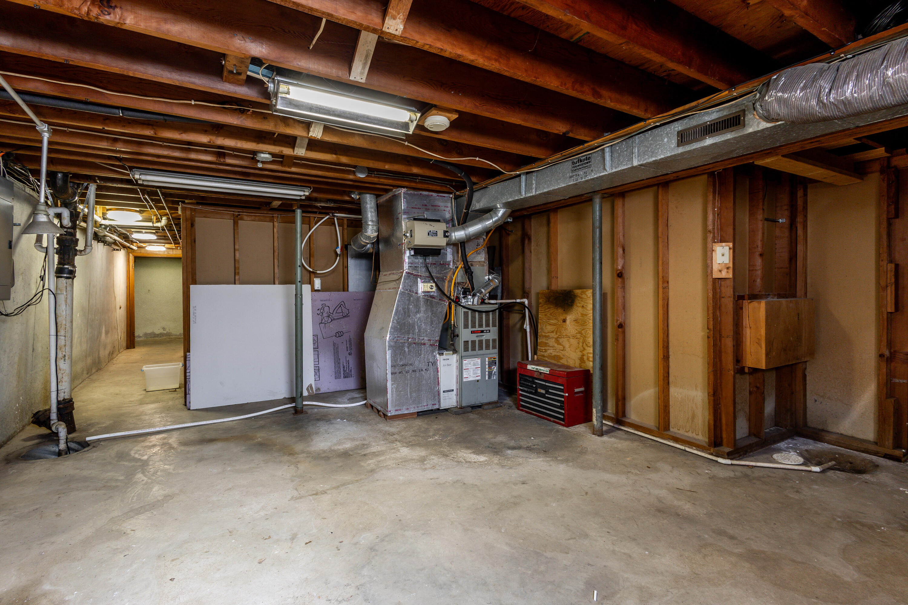 603 Spring Valley Dr Property Photo 25
