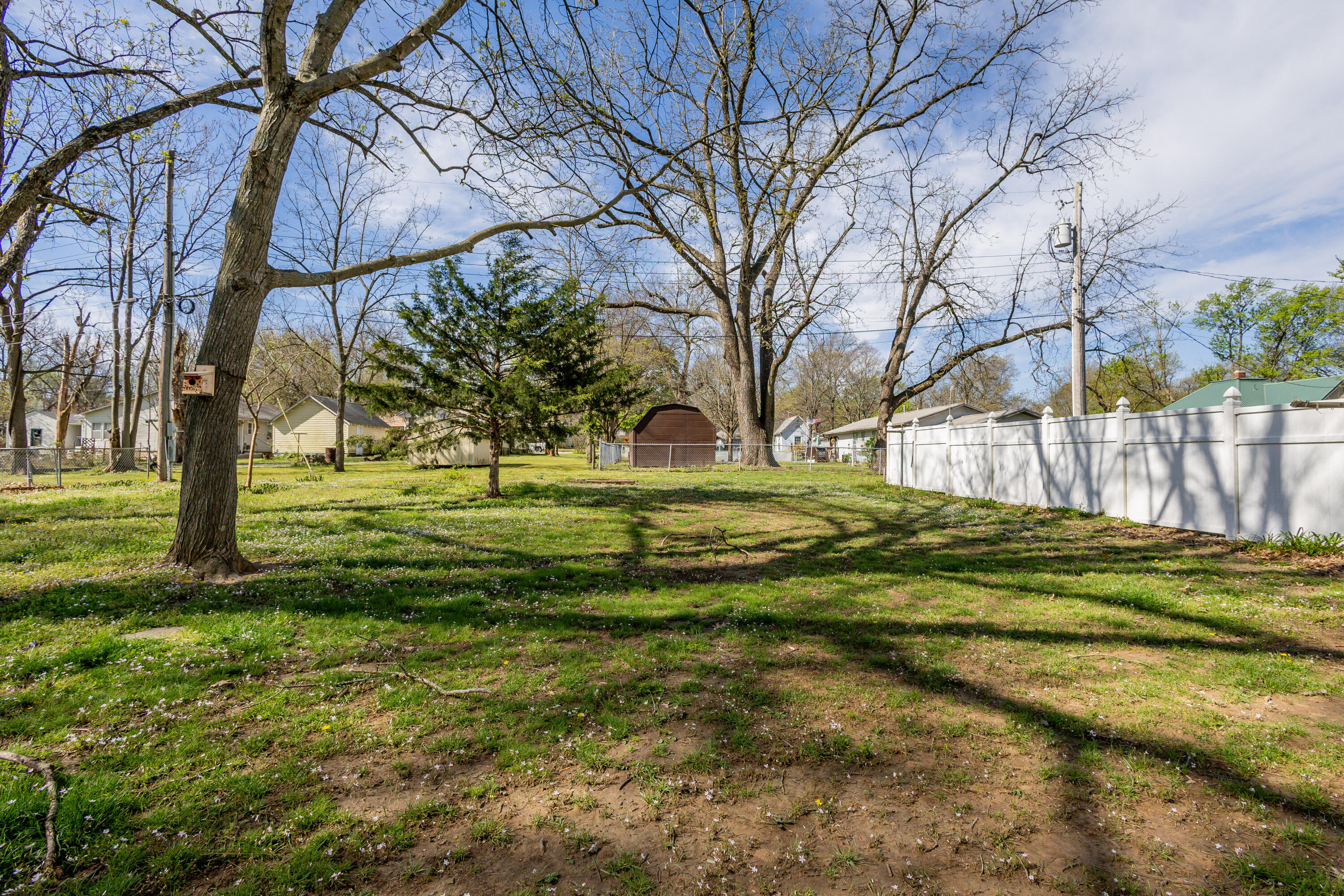 603 Spring Valley Dr Property Photo 27