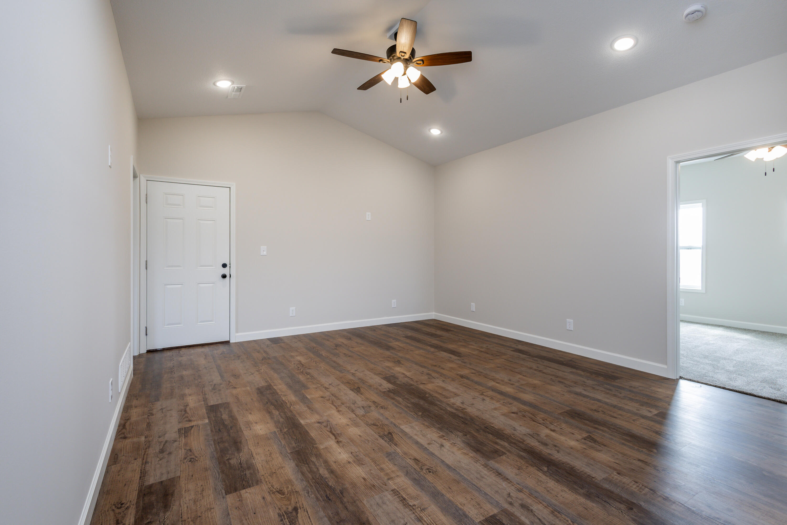 11277 Audrain Road 924 Property Photo 12