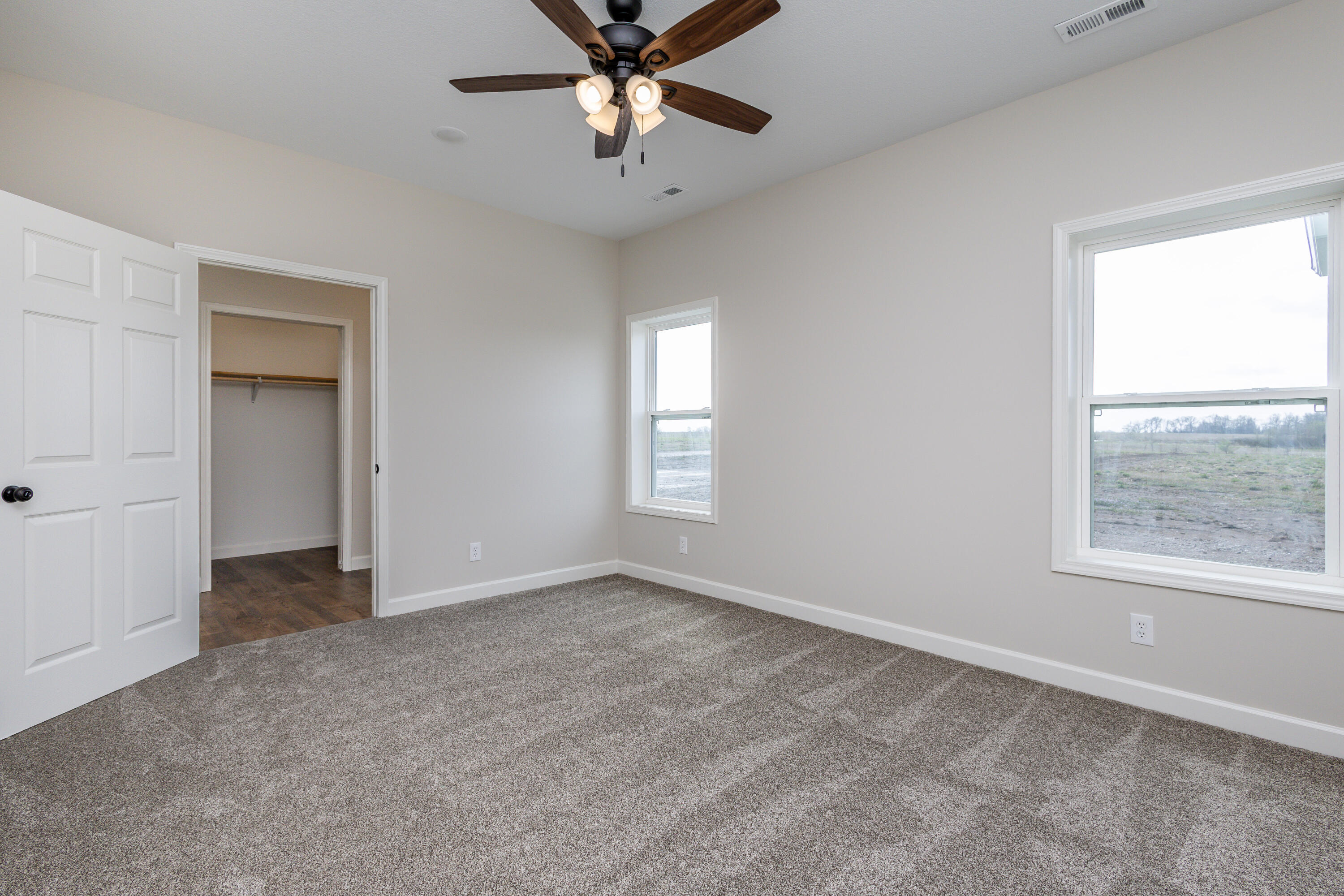 11277 Audrain Road 924 Property Photo 18