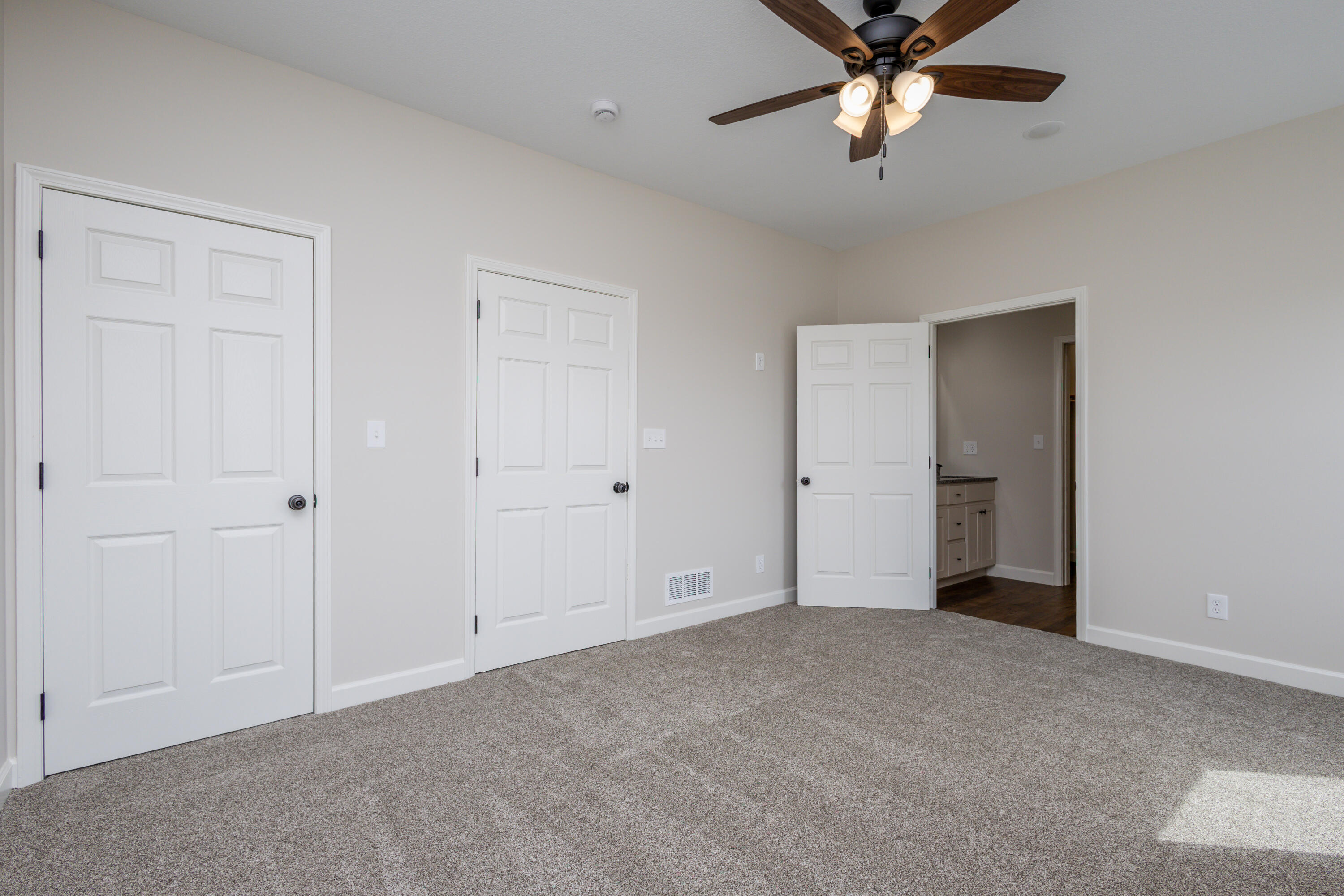 11277 Audrain Road 924 Property Photo 19