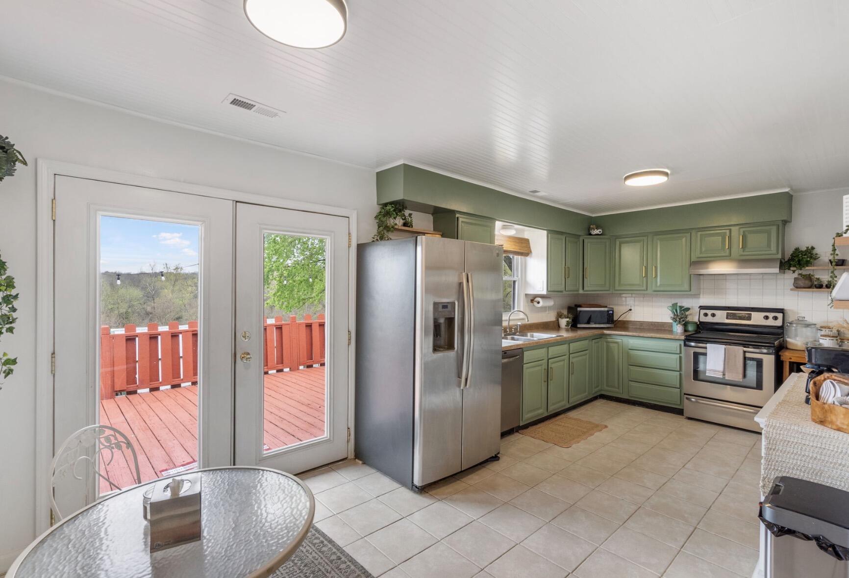 12217 Ferry Rd Property Photo 15