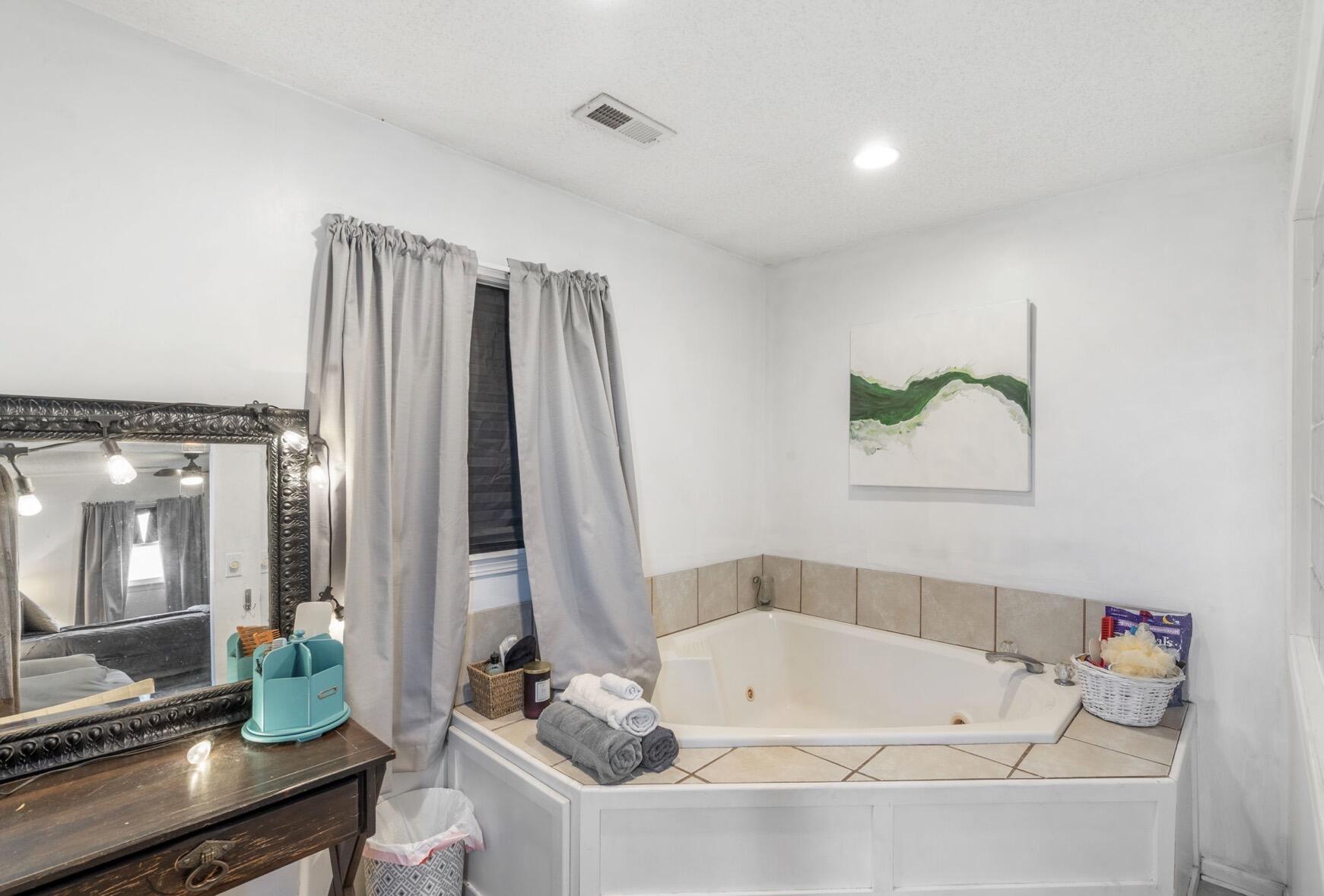 12217 Ferry Rd Property Photo 24